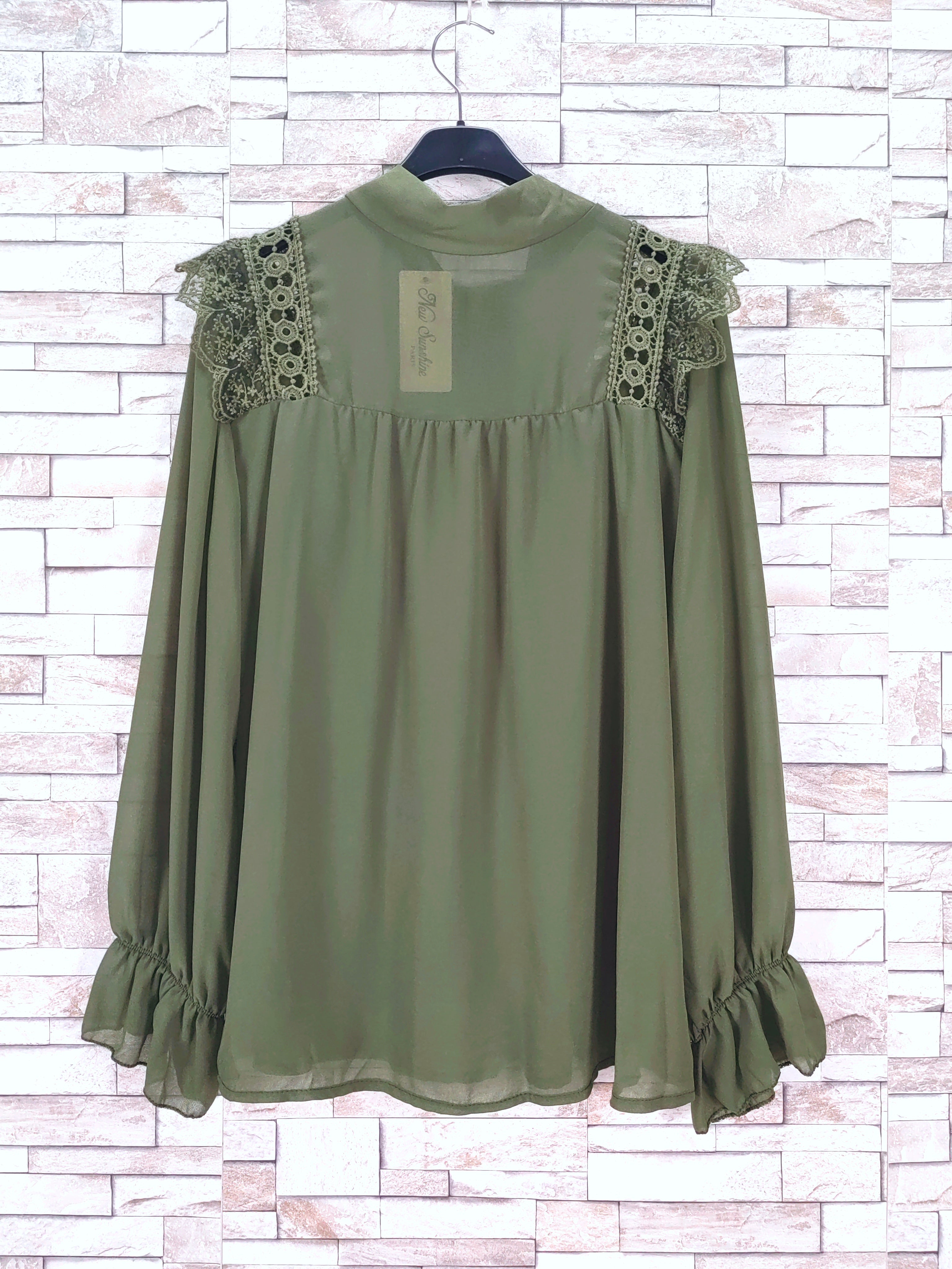 Blouse col lavallière(x9)