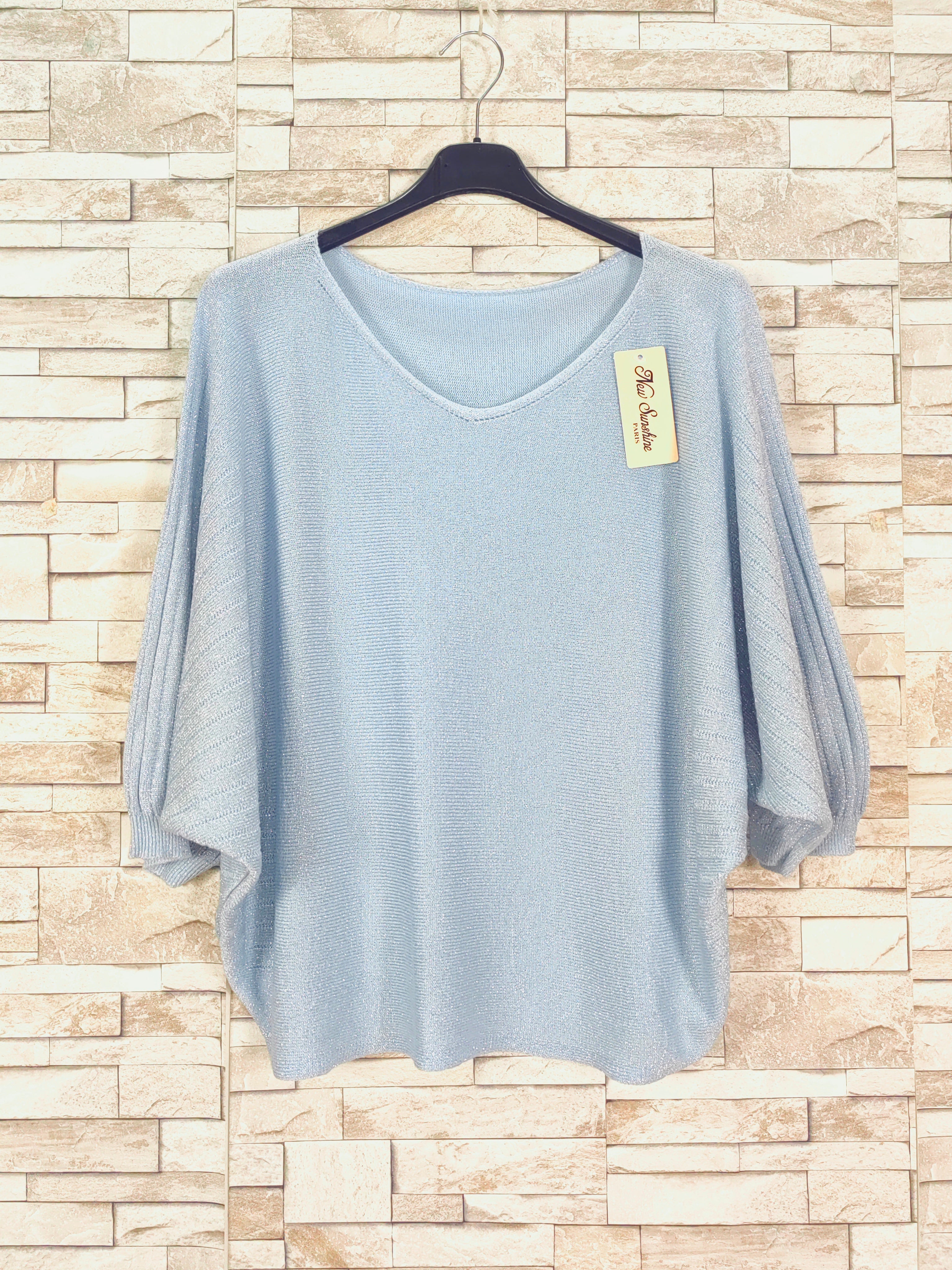 Pull manches chauve-souris avec fils brillants (x9)