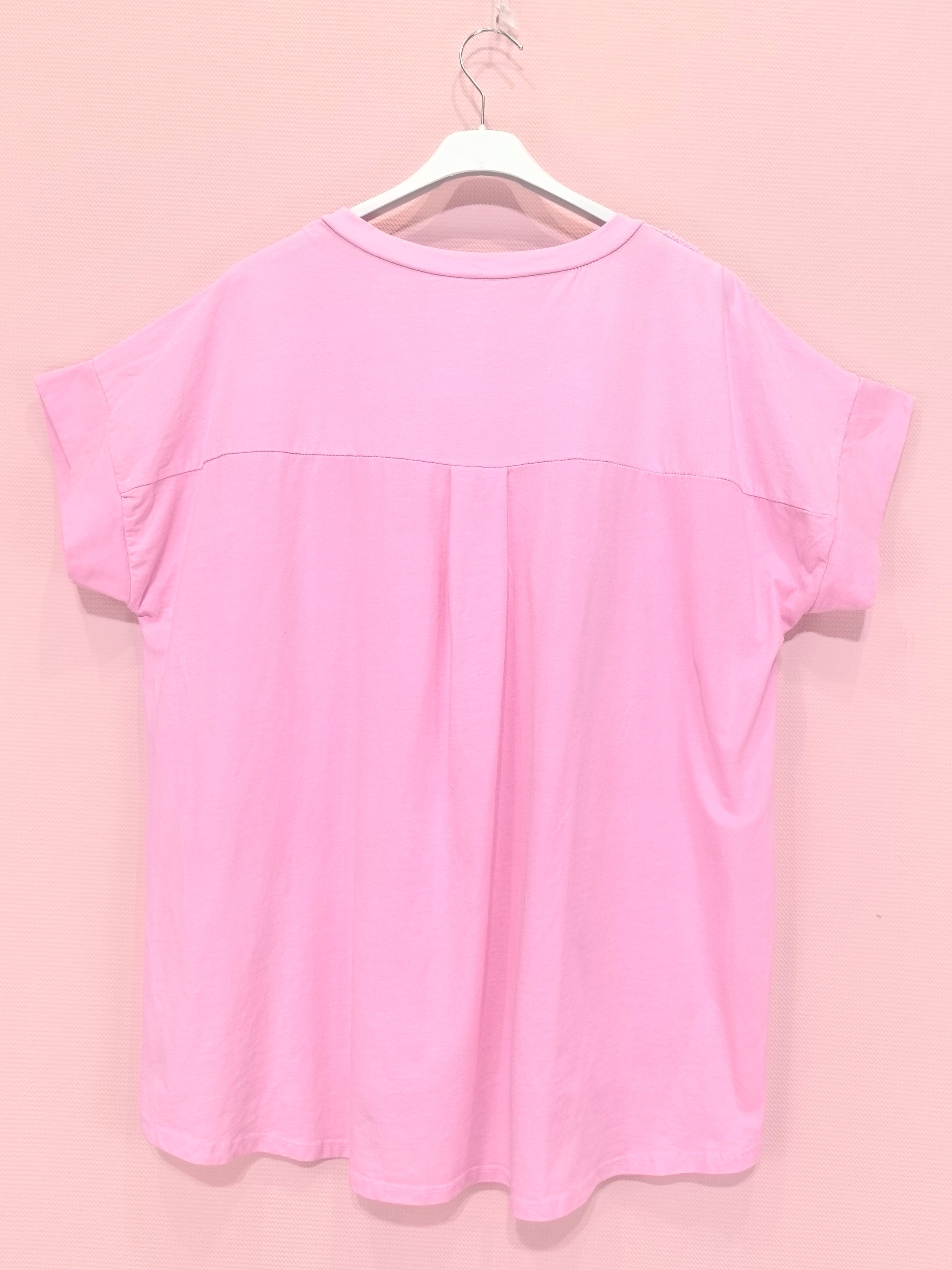 T-shirt brodé 100% coton, idéal pour le printemps/été, confectionné en Italie, parfait pour une allure élégante et décontractée.(x8)
