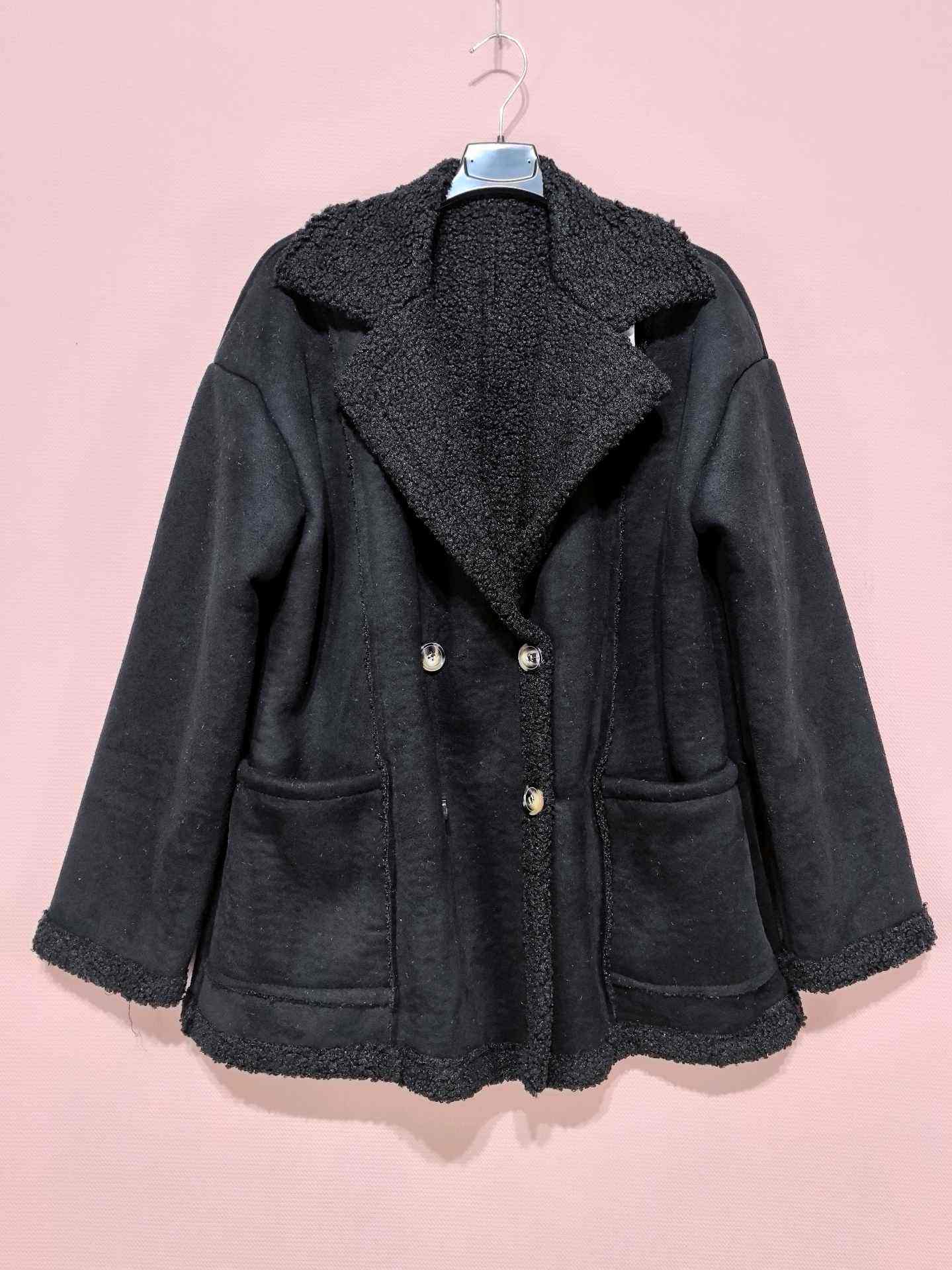 Manteau avec 4 boutons (x3)