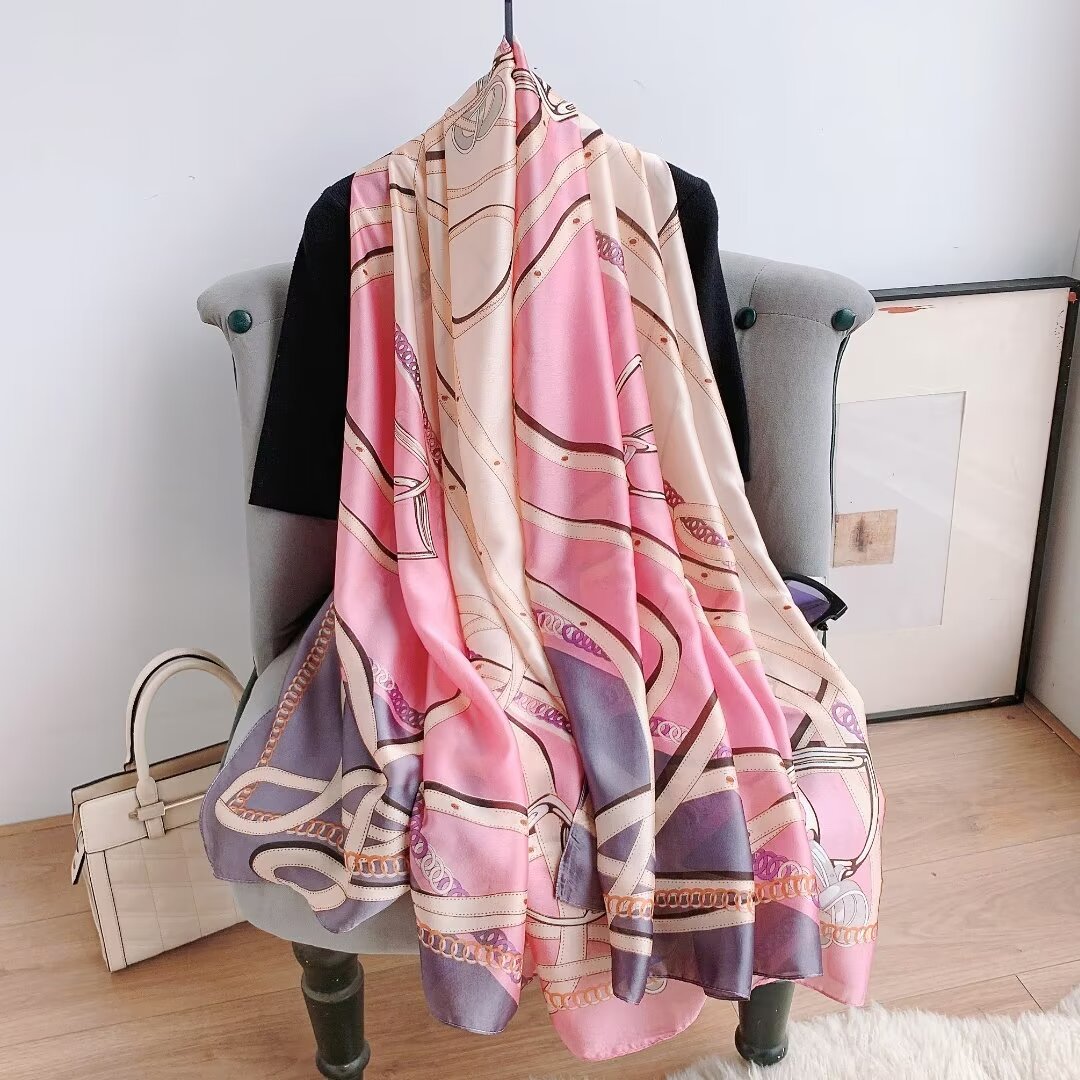 Foulards touche soie motif mélange(x12)