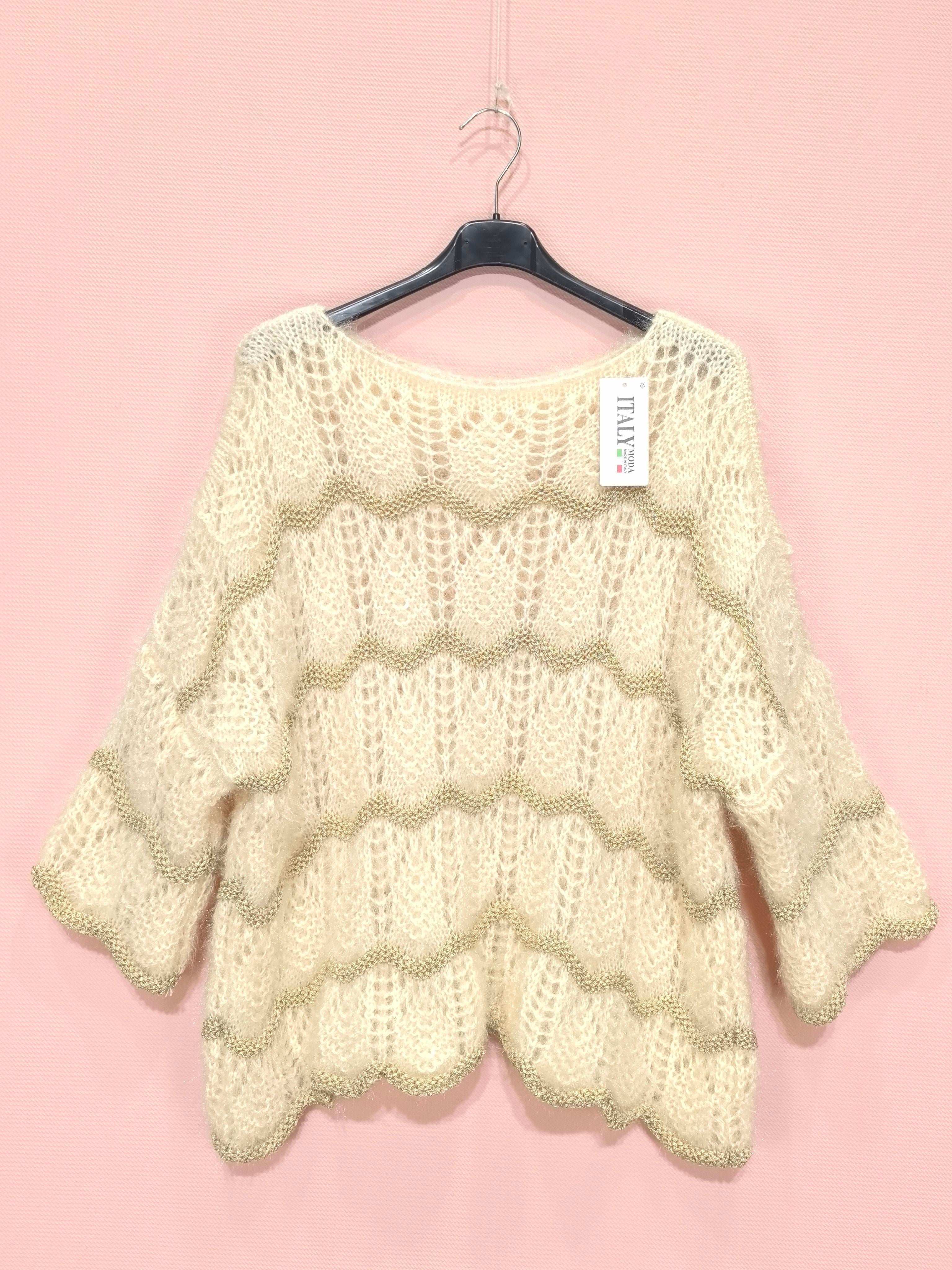 Pull ajouré à volants ondulés (x6)