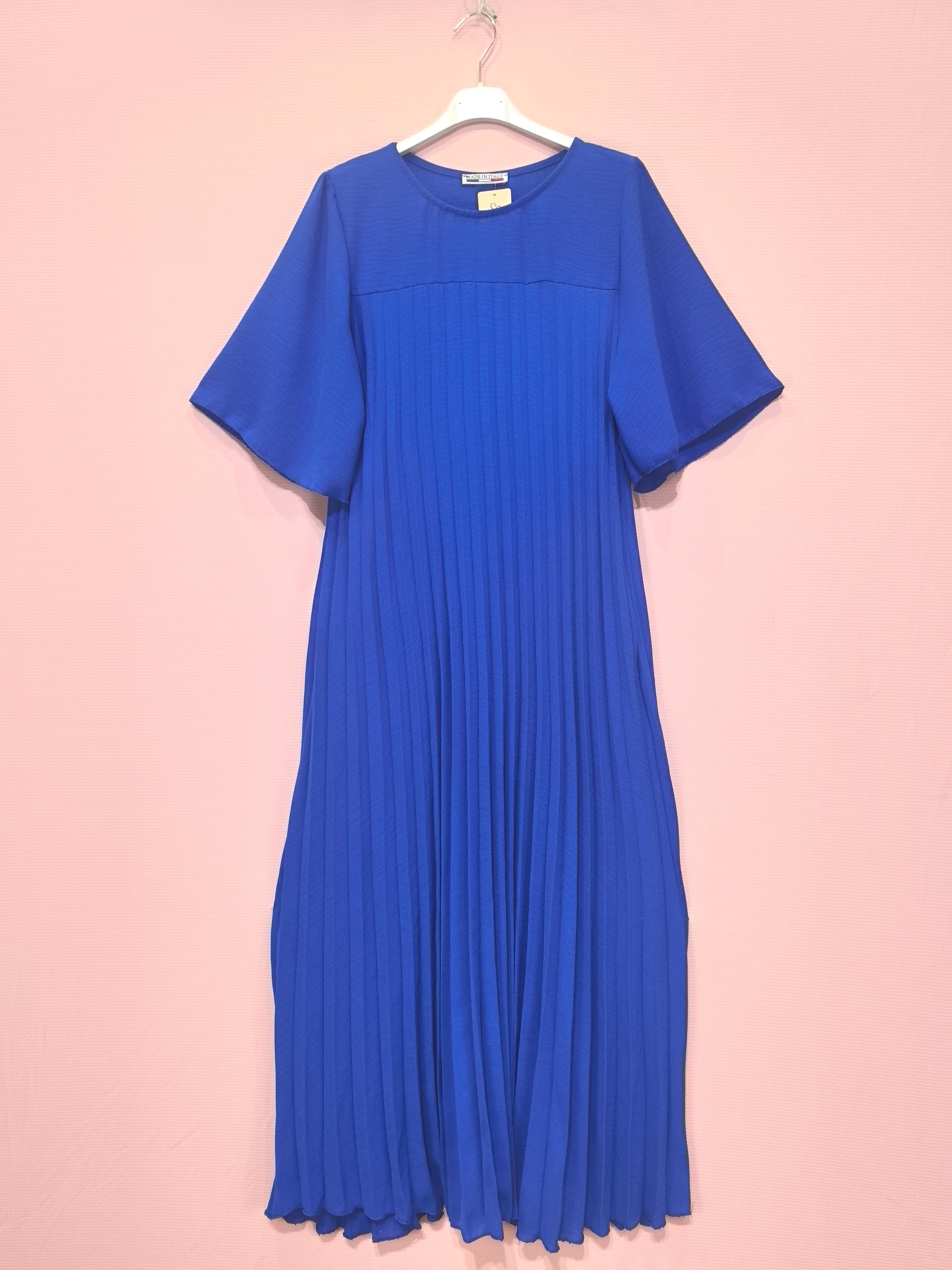 Robe Longue Plissée (x8)