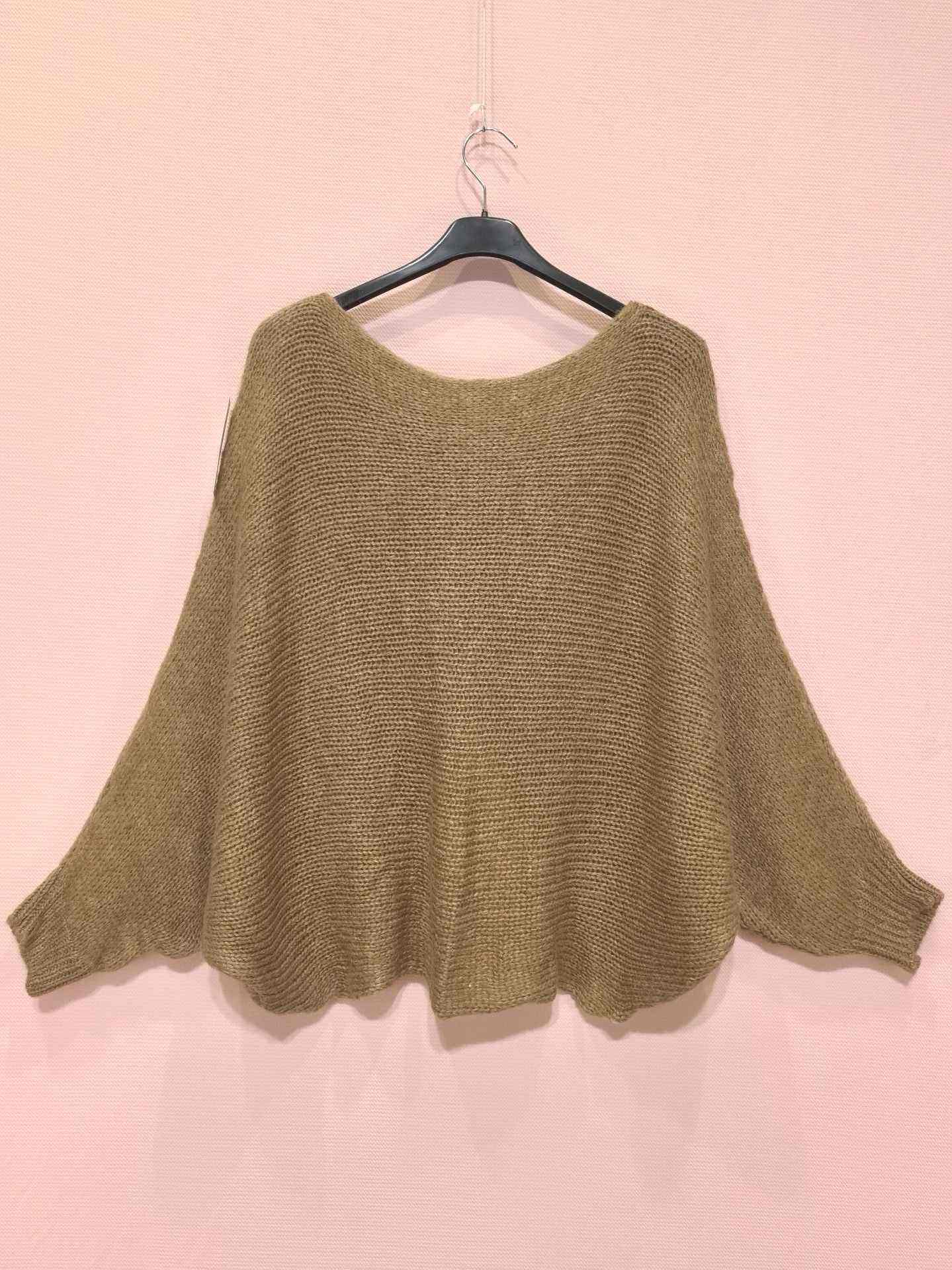 Pull en maille drapé croisé devant (x8)