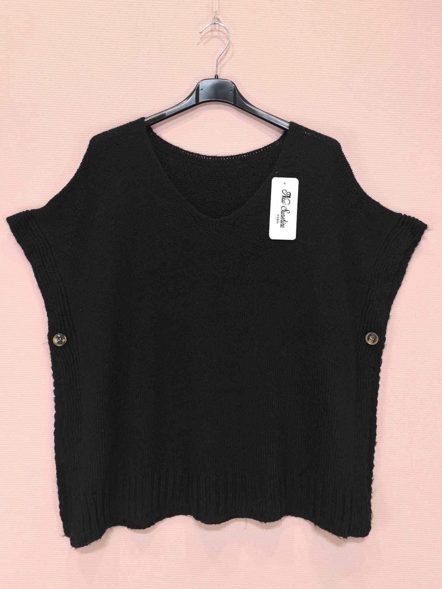 Pull Poncho à Boutons (x9)