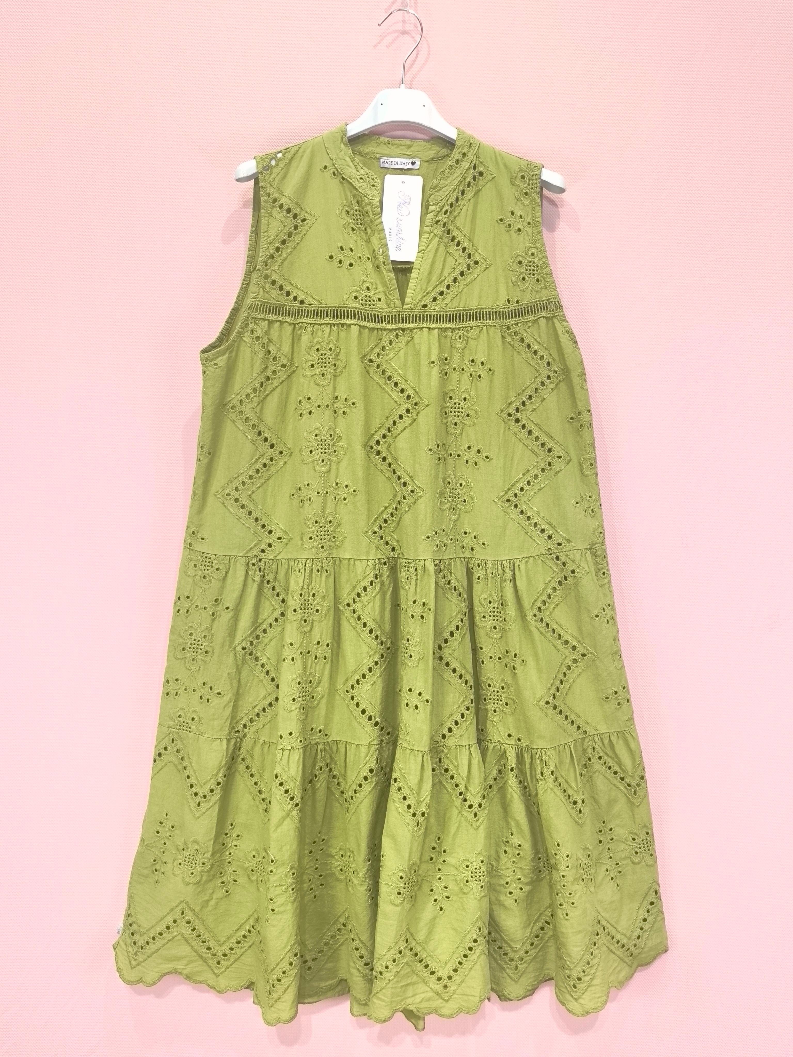 Robe brodée sans manches en coton ajouré (x6)