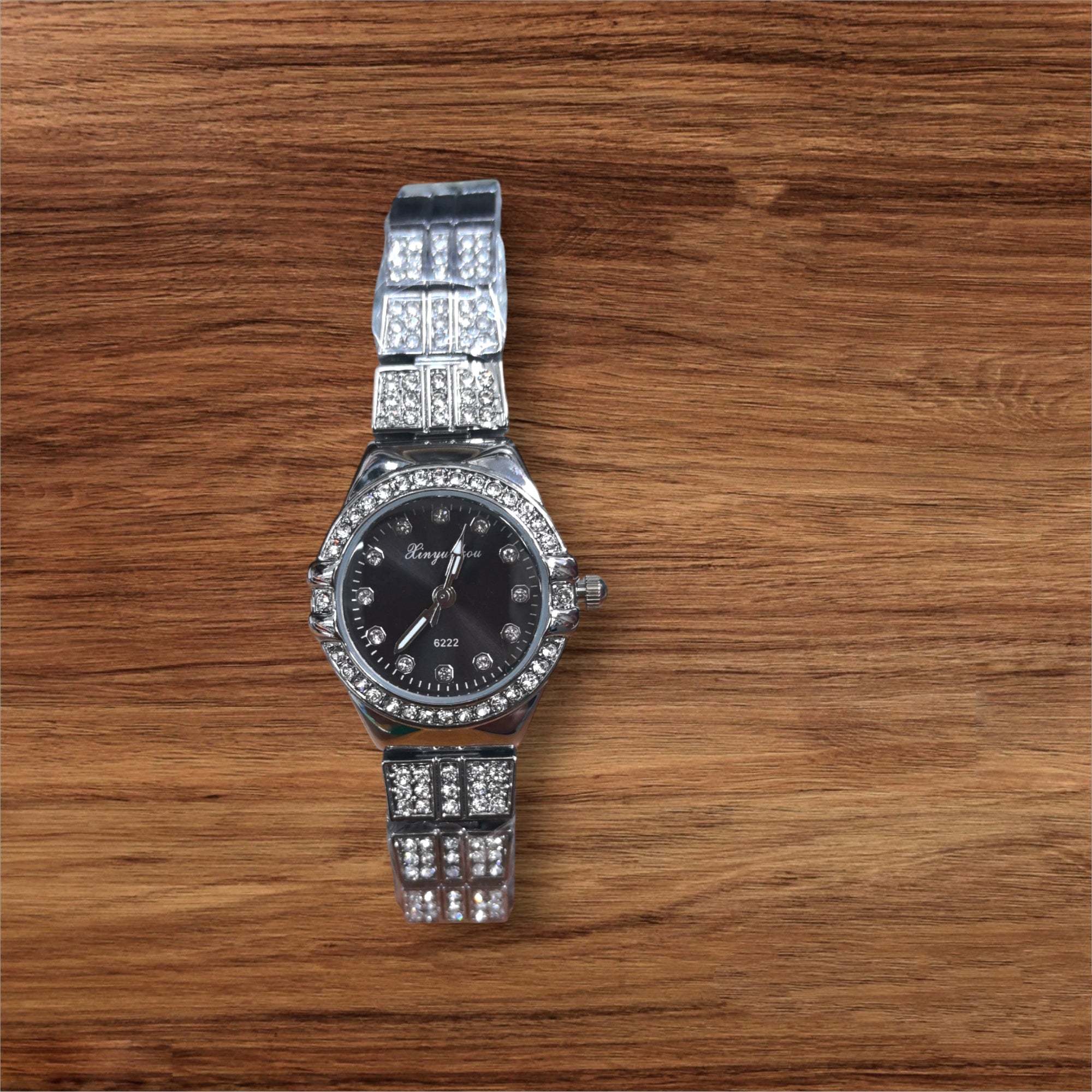 Montres femme bracelets métal 6222A (x5)