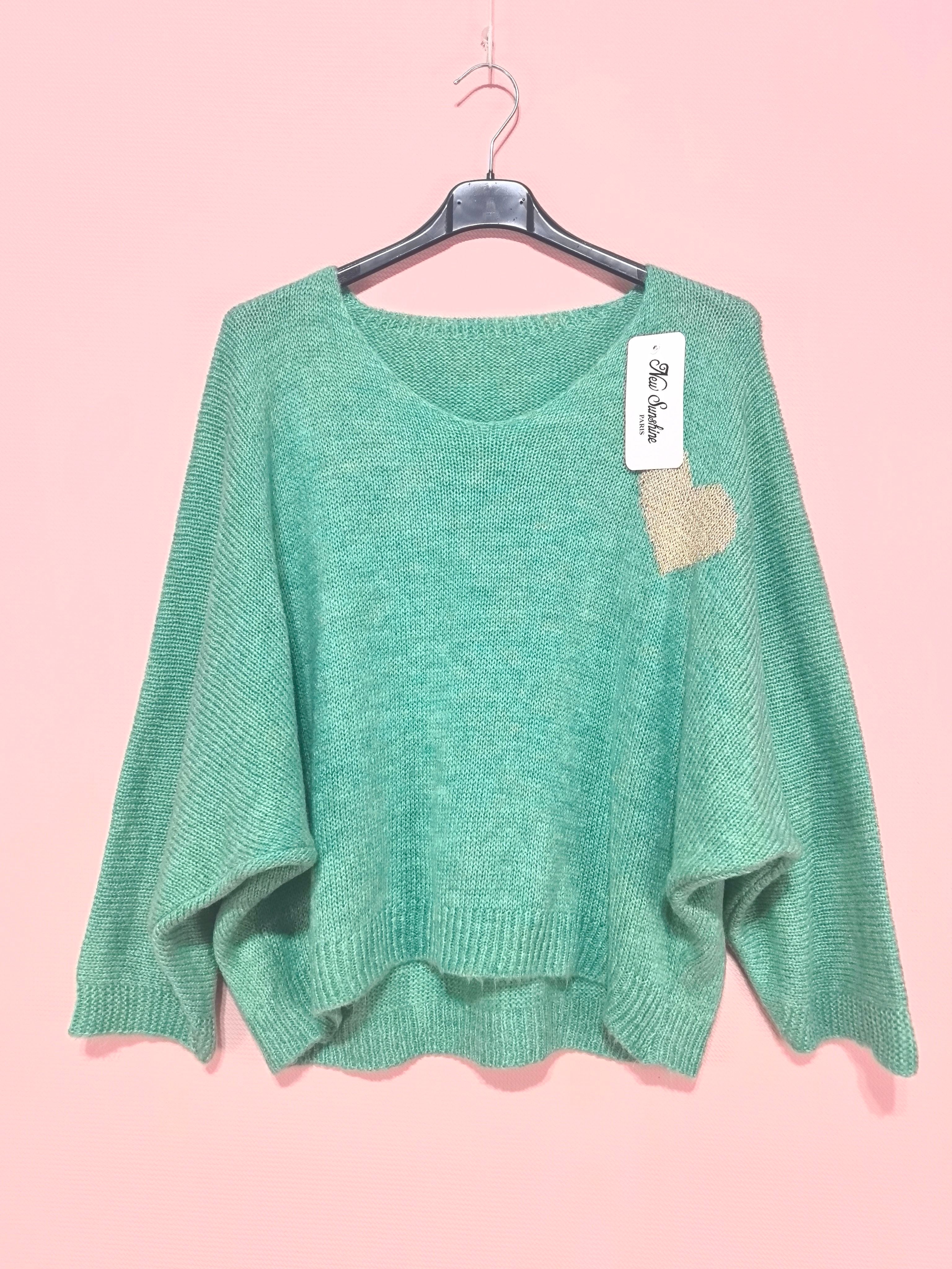 Pull manches chauve-souris avec coeurs dorés (x8)