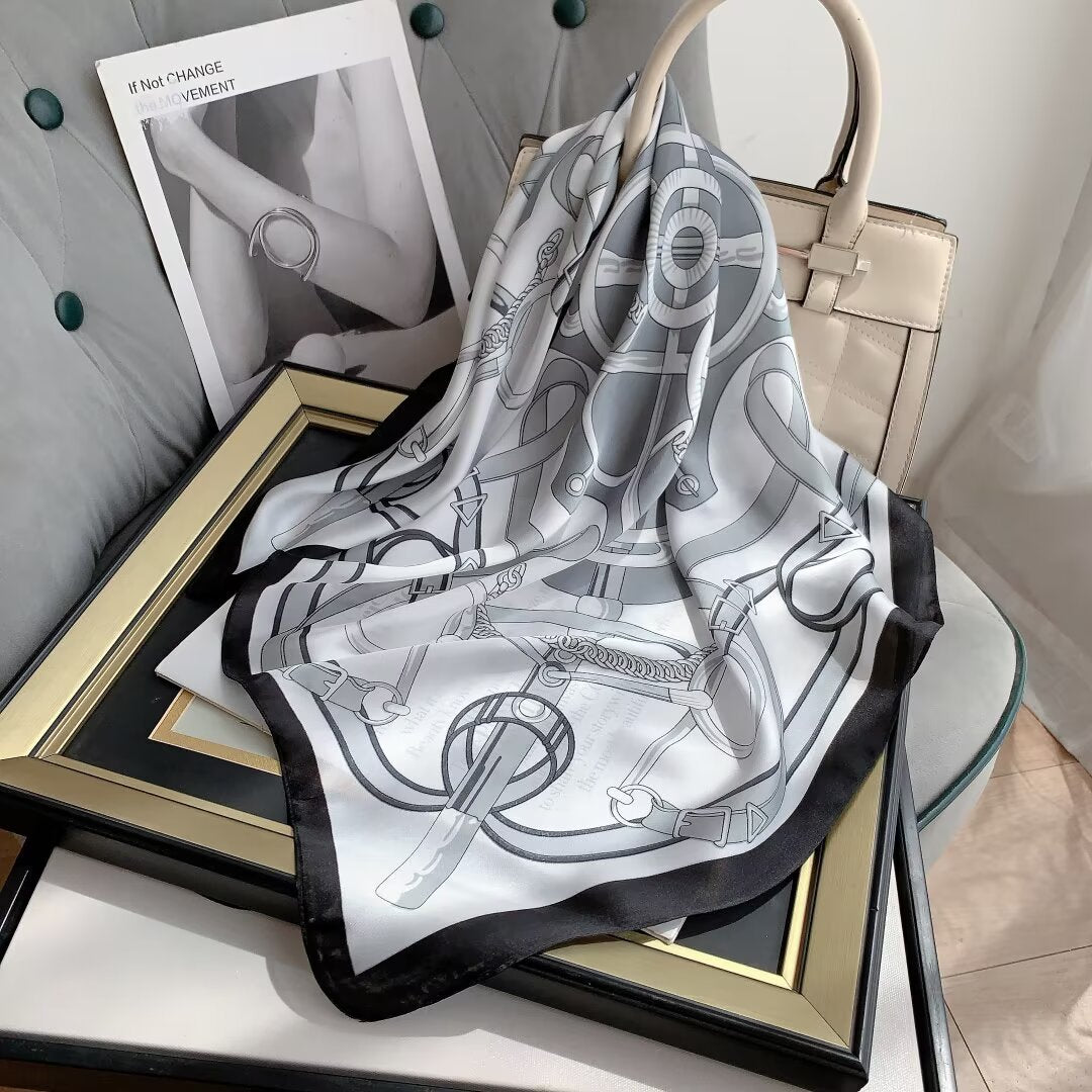 Foulard Carré touche soie 70cmx70cm (x12)#62