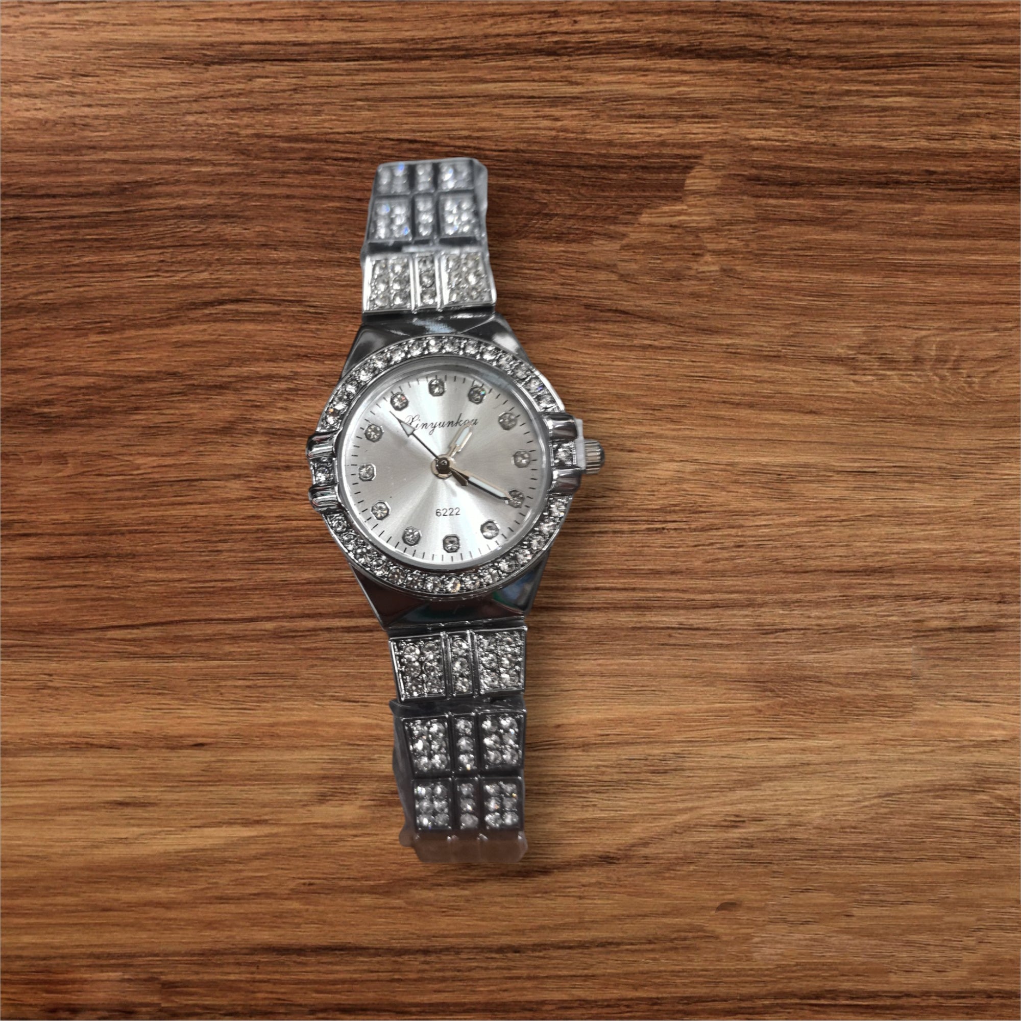 Montres femme bracelets métal 6222A (x5)