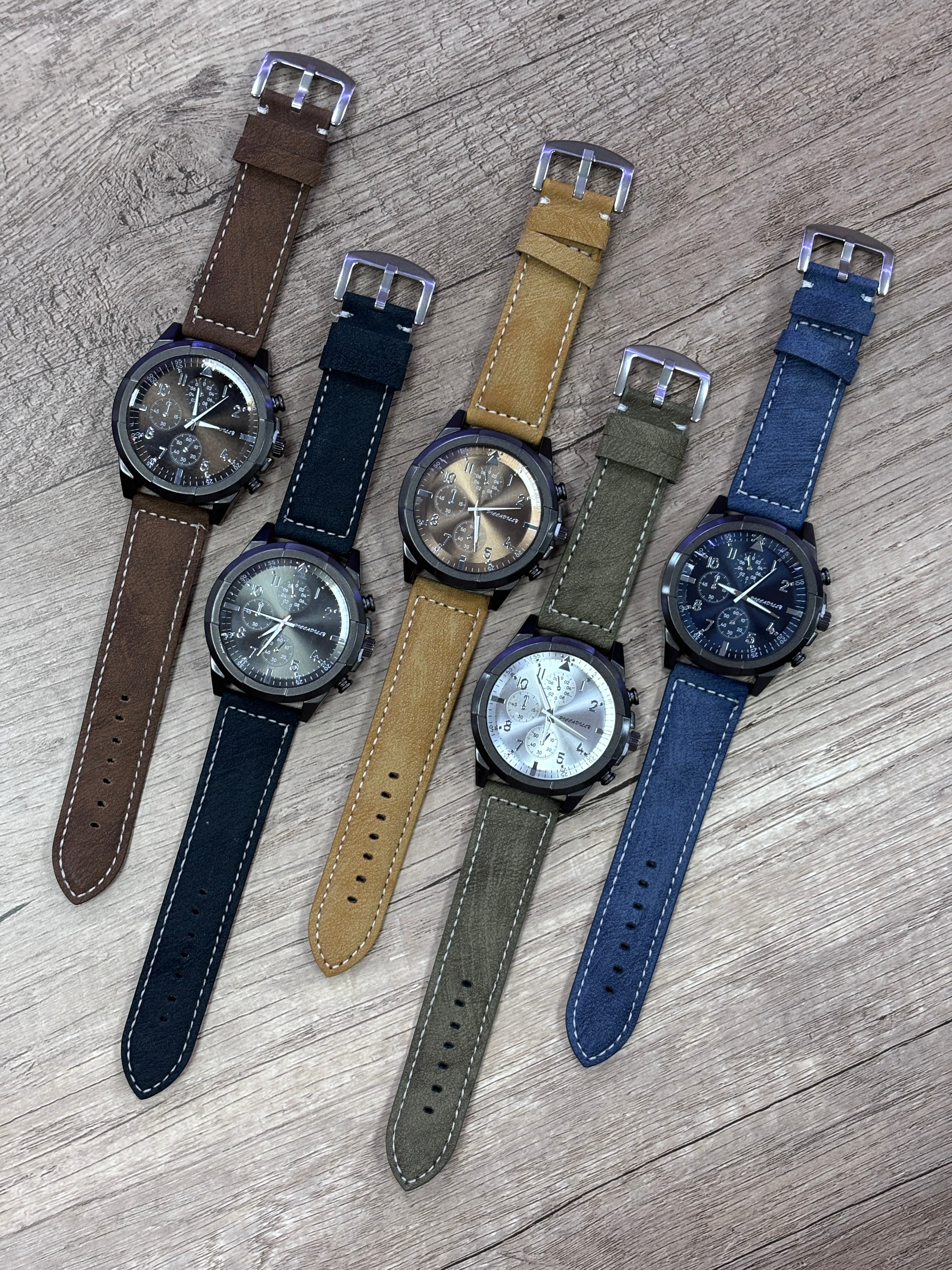 Montre homme similicuir (x6)M223