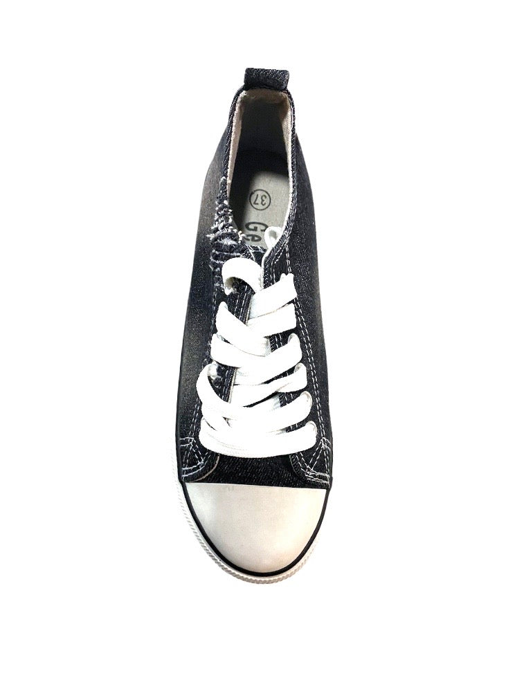 Chaussures basket courtes ANNIE (x12)