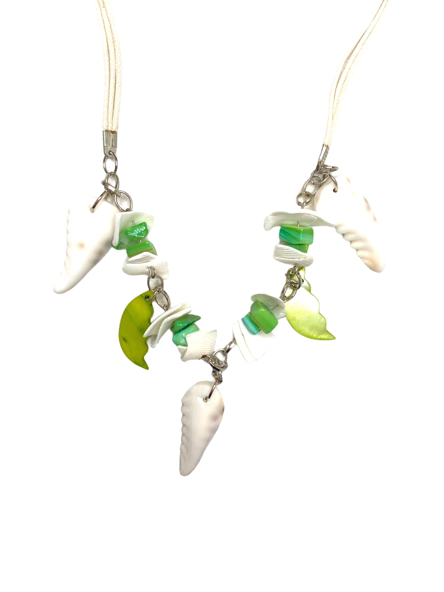 Colliers sautoirs coquillage (x6)