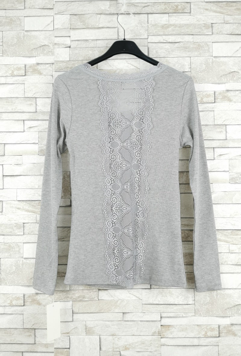T-shirt en dentelle manche longue  (x9)