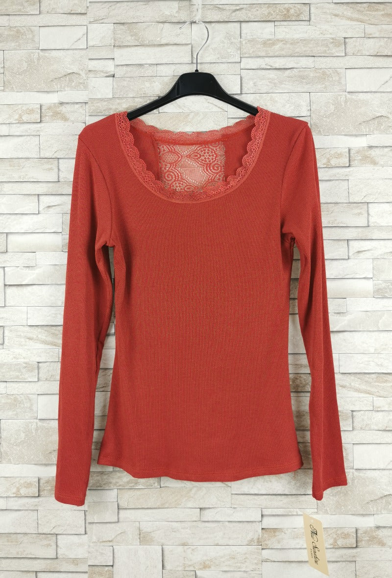 T-shirt en dentelle manche longue  (x9)
