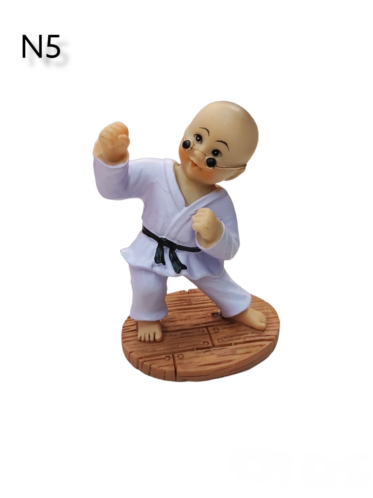 Figurine statue mini karaté boy. (x10)