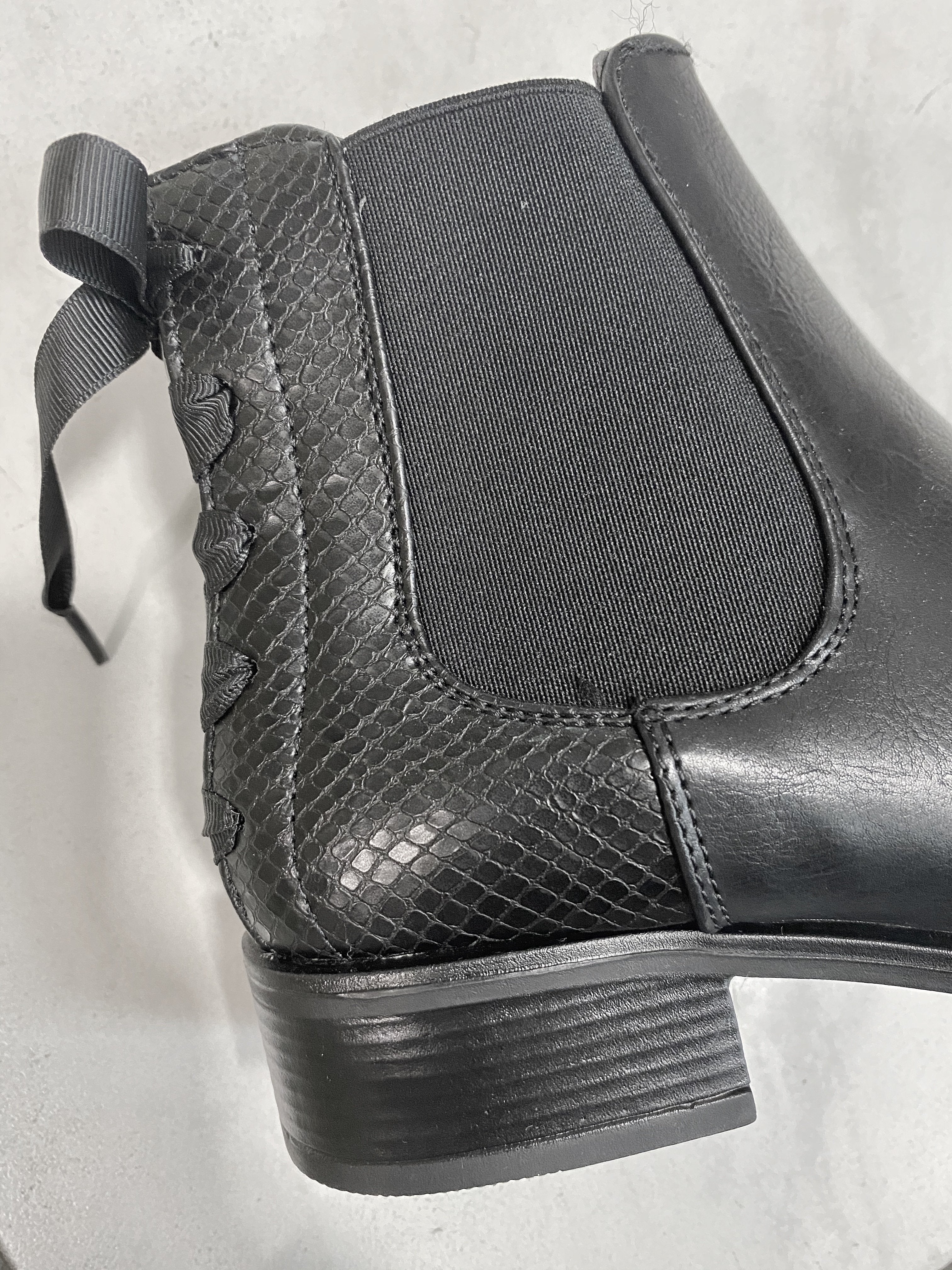 Bottines effet python boots ARIANA (x12) 17,50€/paire | Grossiste-pro