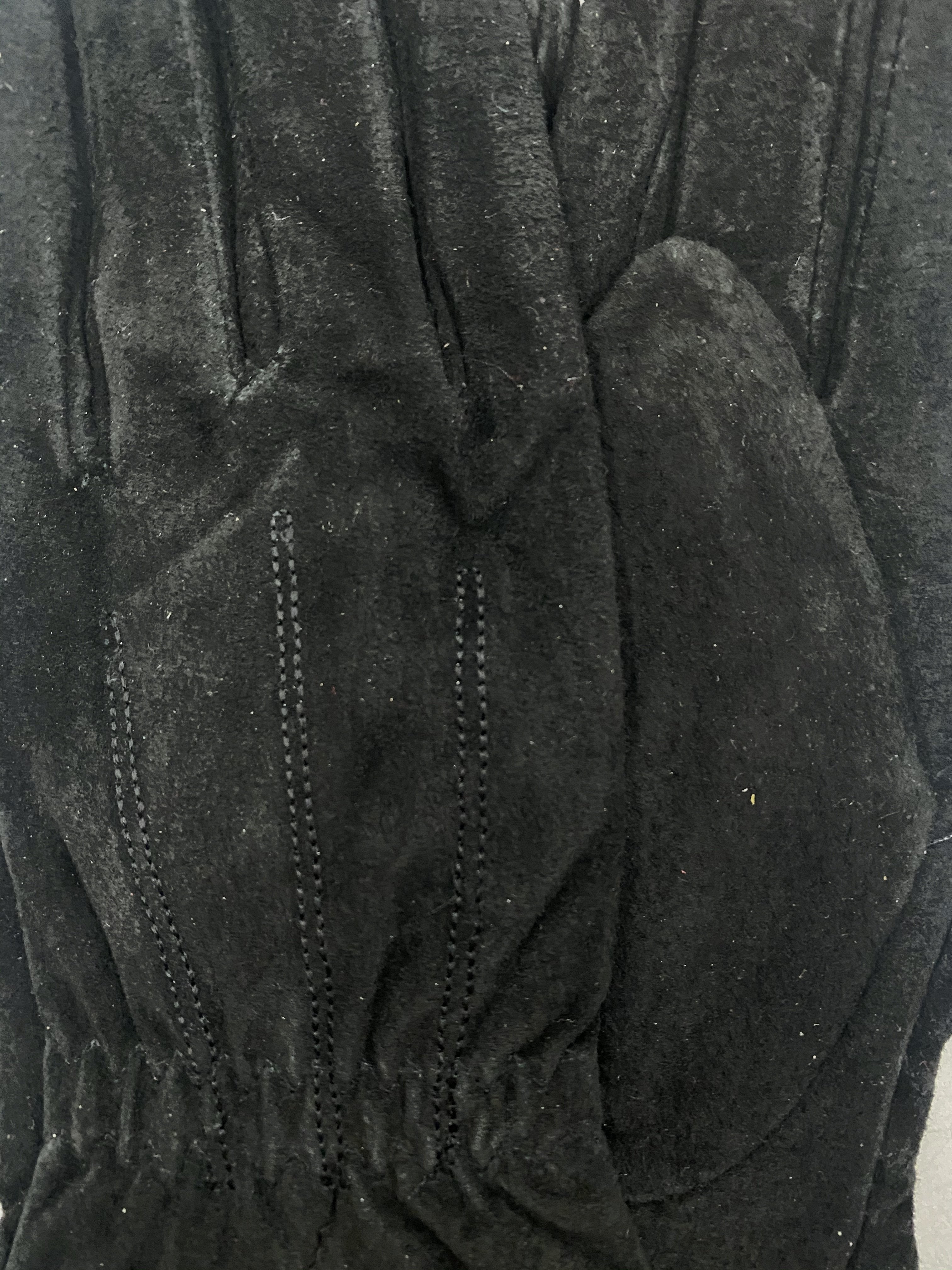 Gants 100% cuir peau retournée noir trait (x6) 4,50€/paire | Grossiste-pro