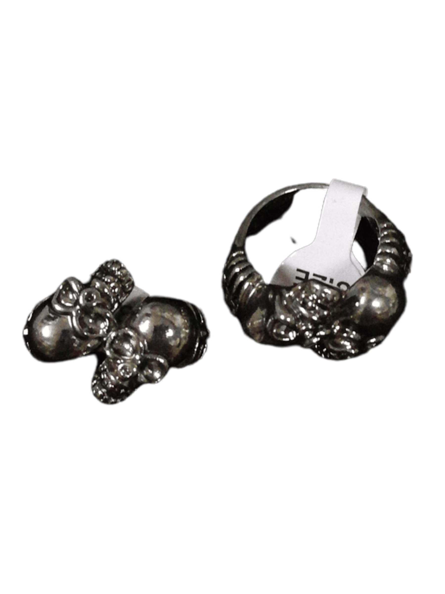 Boîte bagues homme acier inox double tête de mort (x24) 1,50€/unité | Grossiste-pro