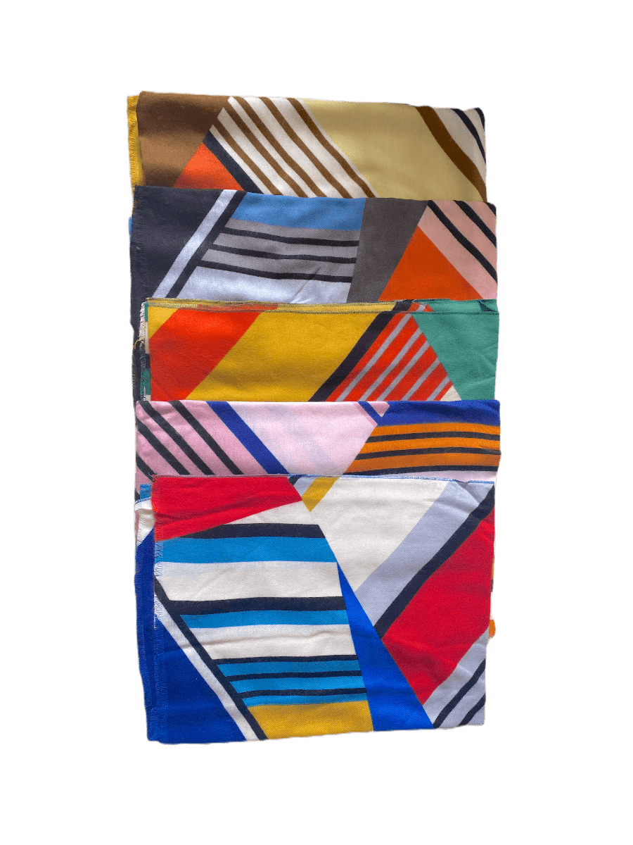 Écharpe châle motif géométrique 180x70 (x6) 4,90€/unité | Grossiste-pro