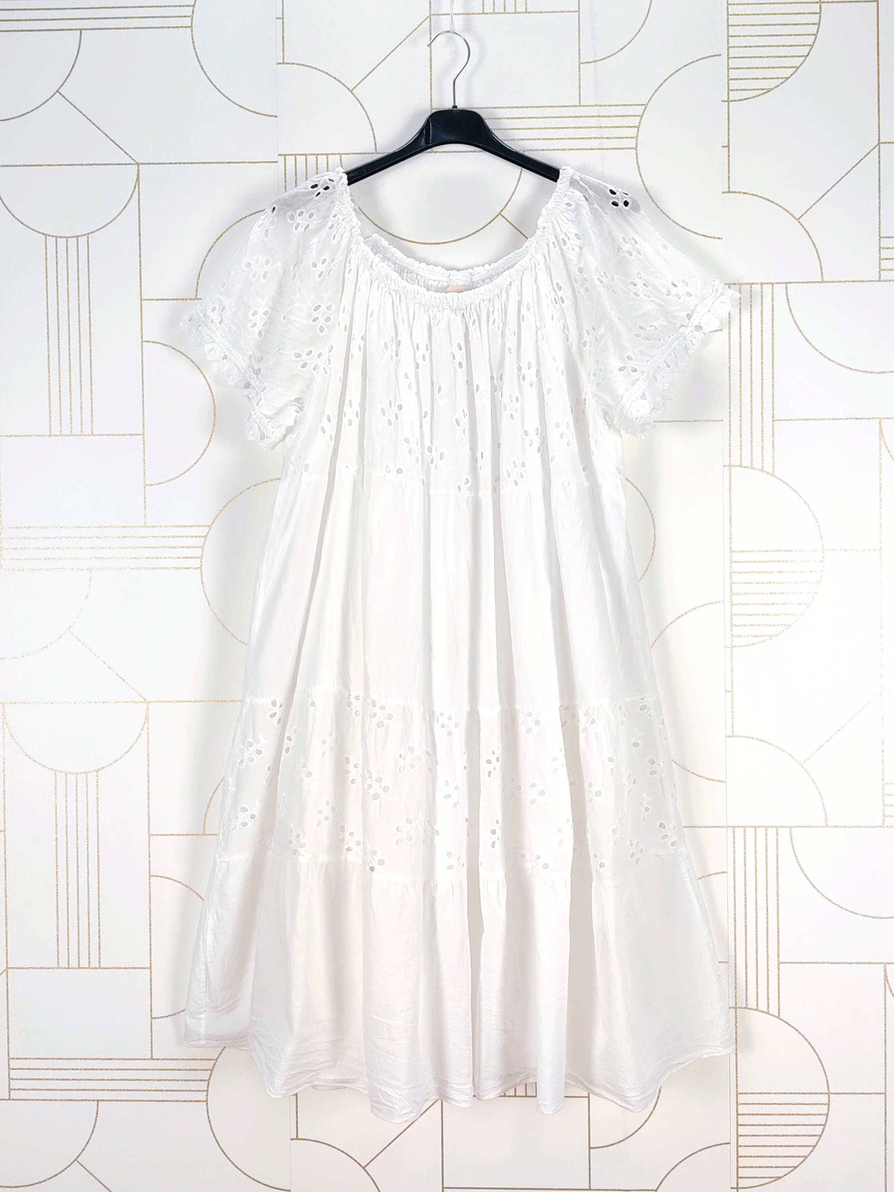 Robe broderie anglaise avec doublure (X6)