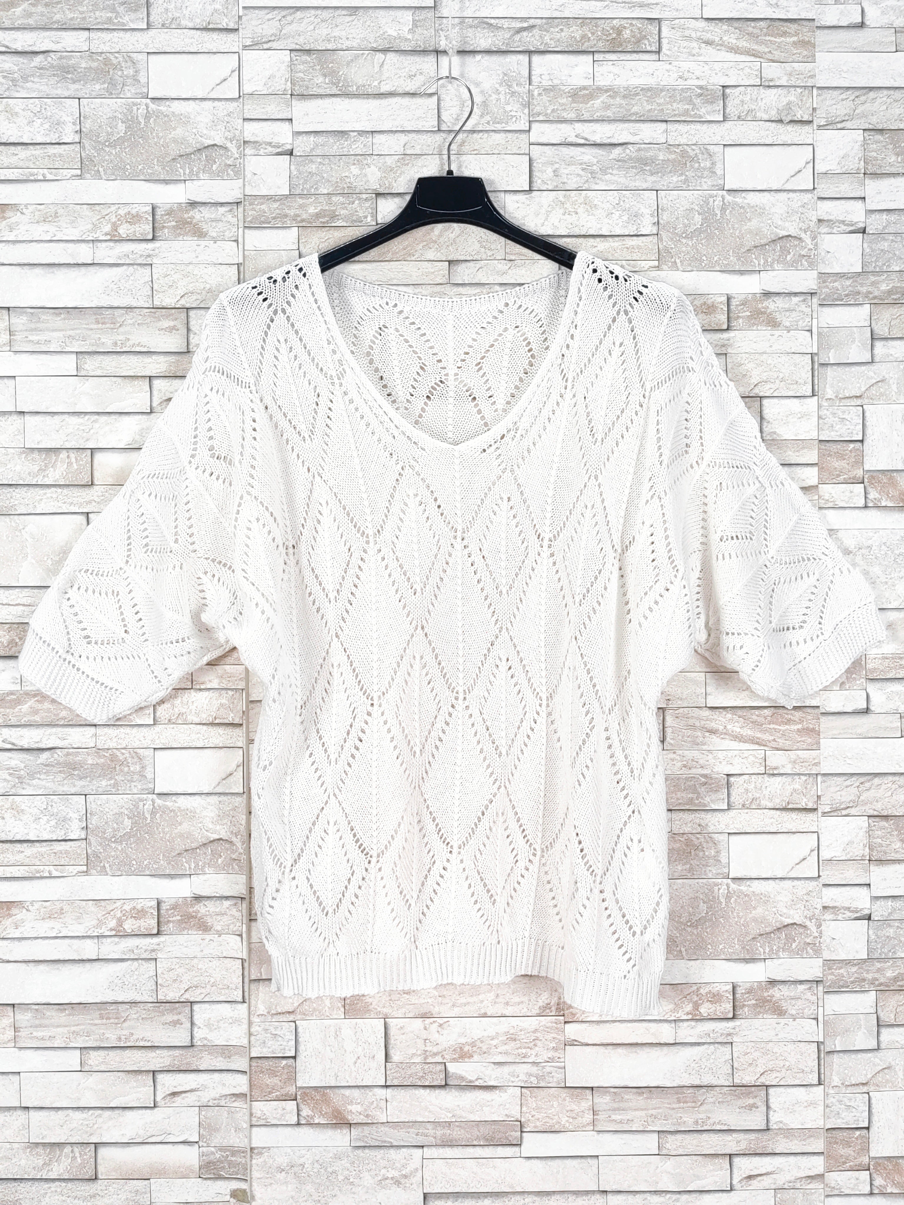 Light sweater (x9)