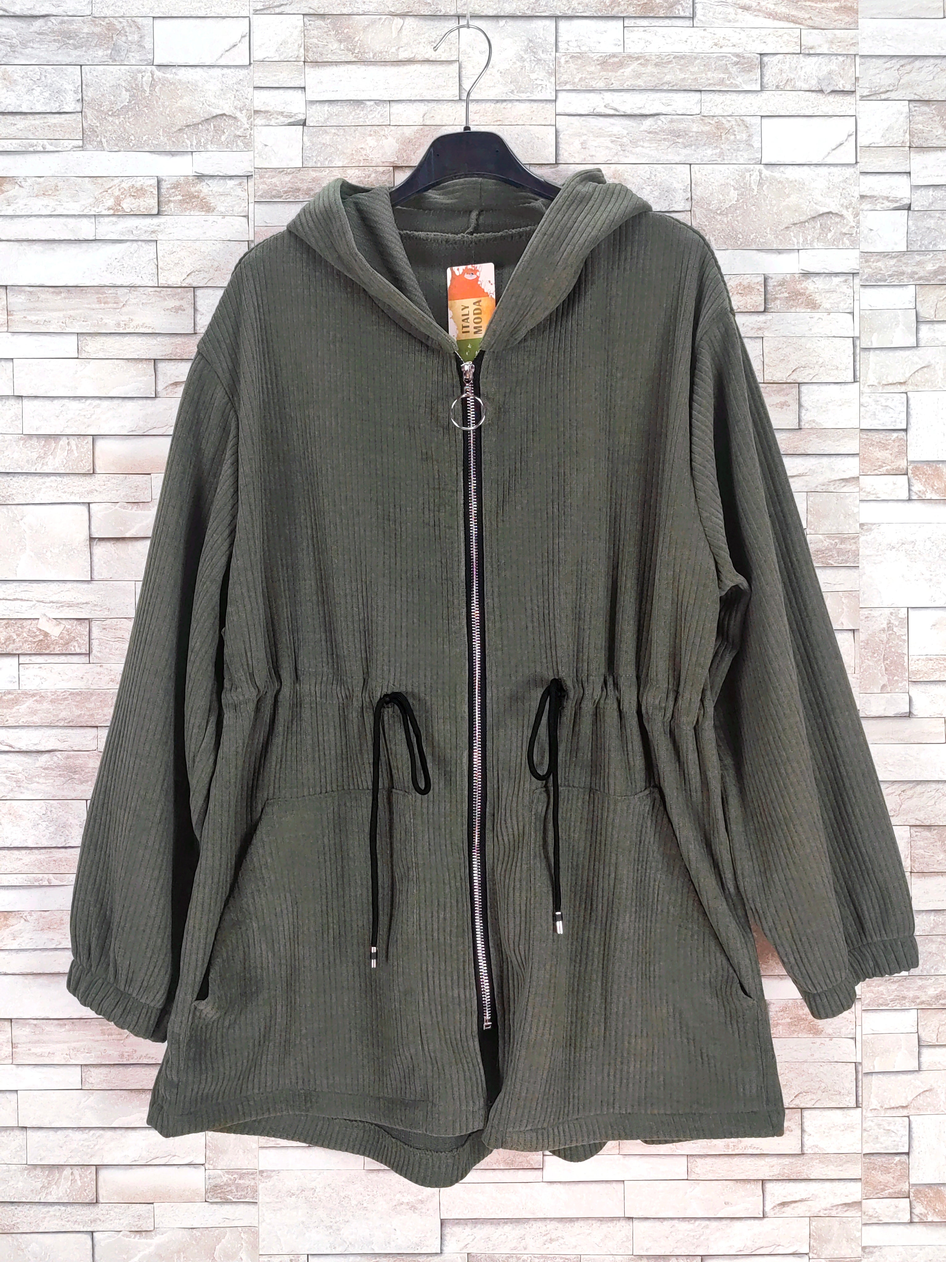 Zipped hooded sweat jacket

 (x6)