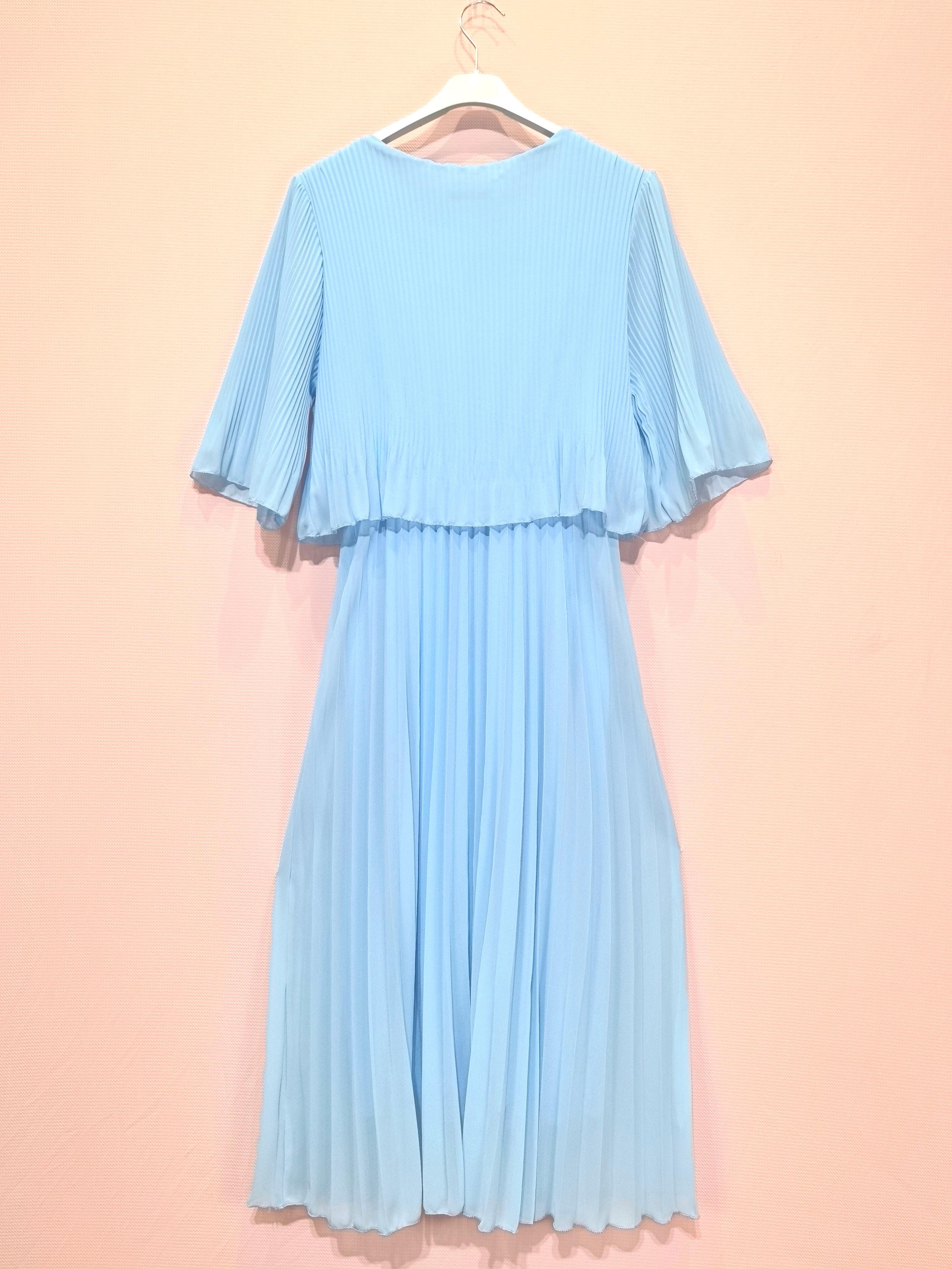 Robe Plissée (x6)