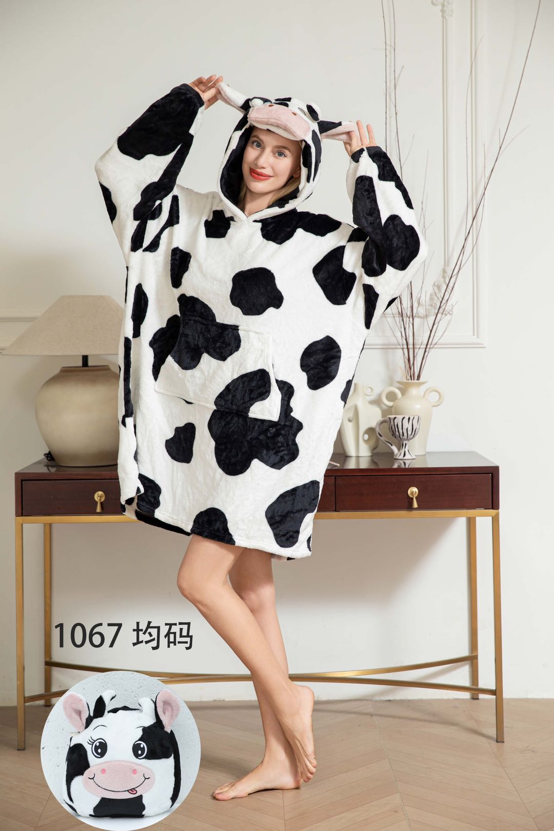 Chemise de nuit ample à capuche et imprimé de vache laitière（x3）