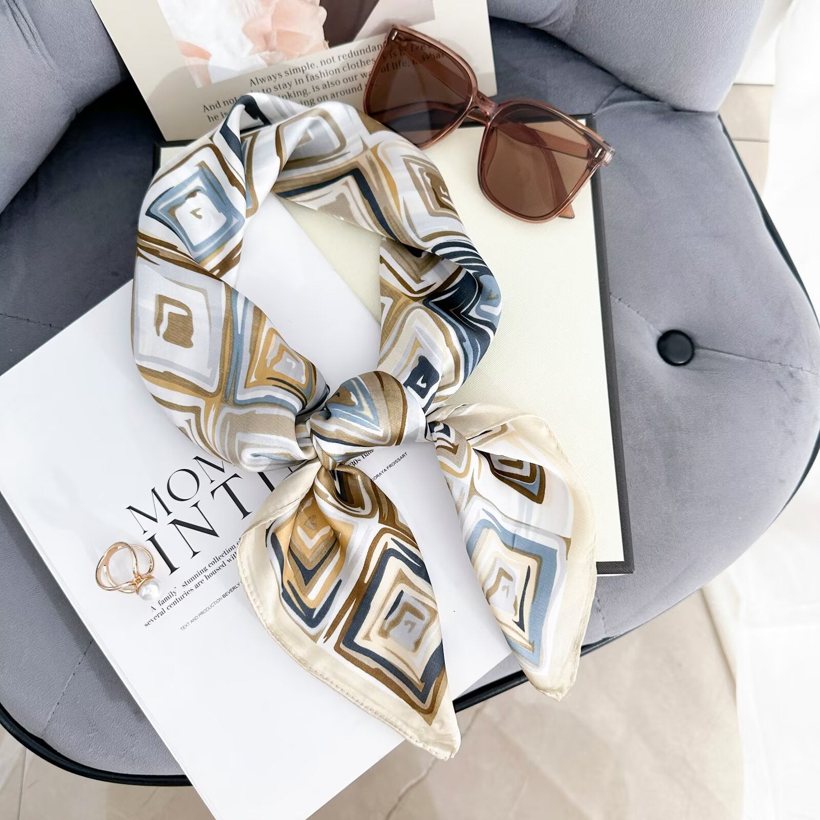 Foulard Carré touche soie 70cmx70cm (x12)#29