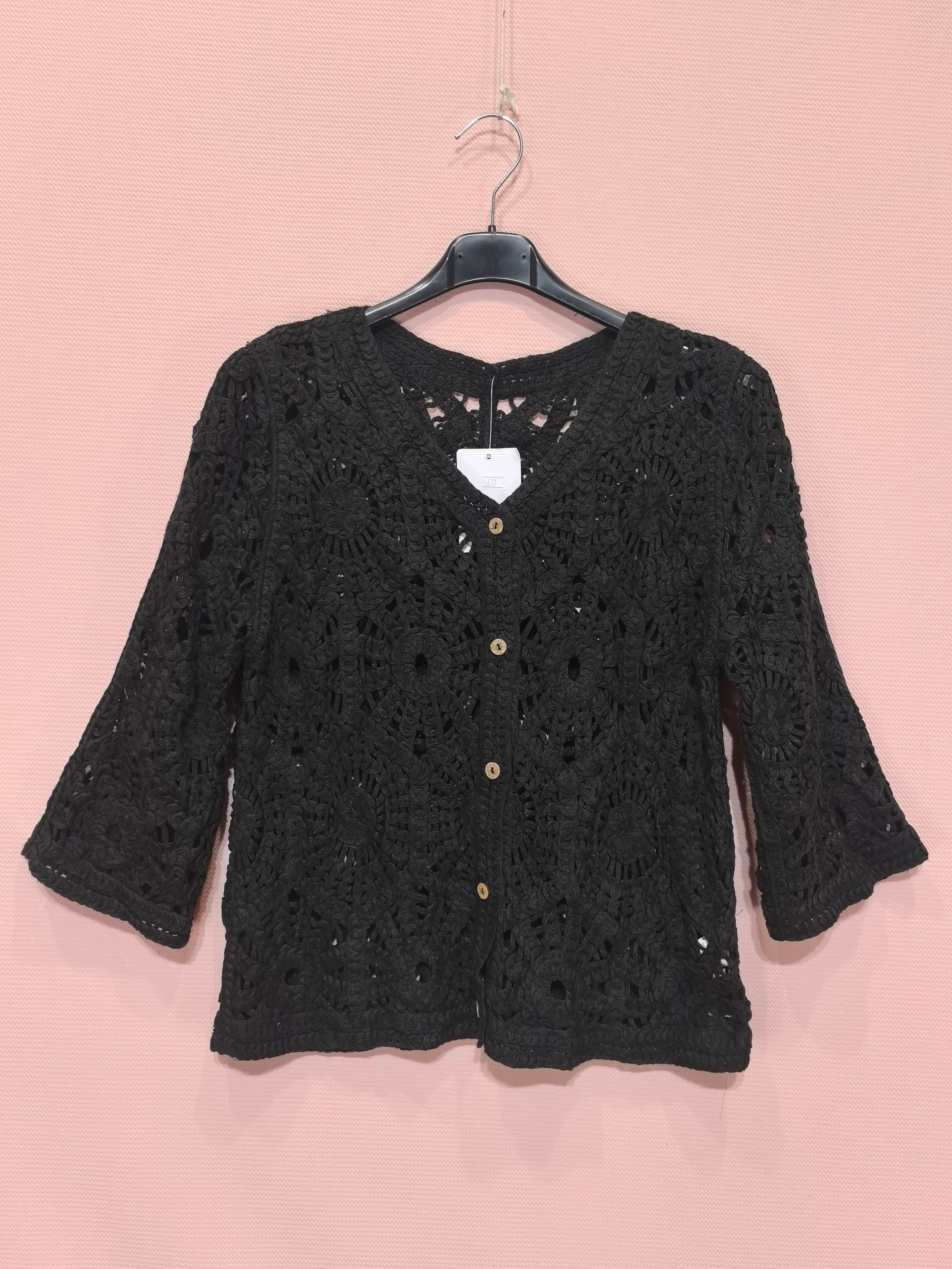 Gilet en crochet ajouré à motifs floraux(x6)