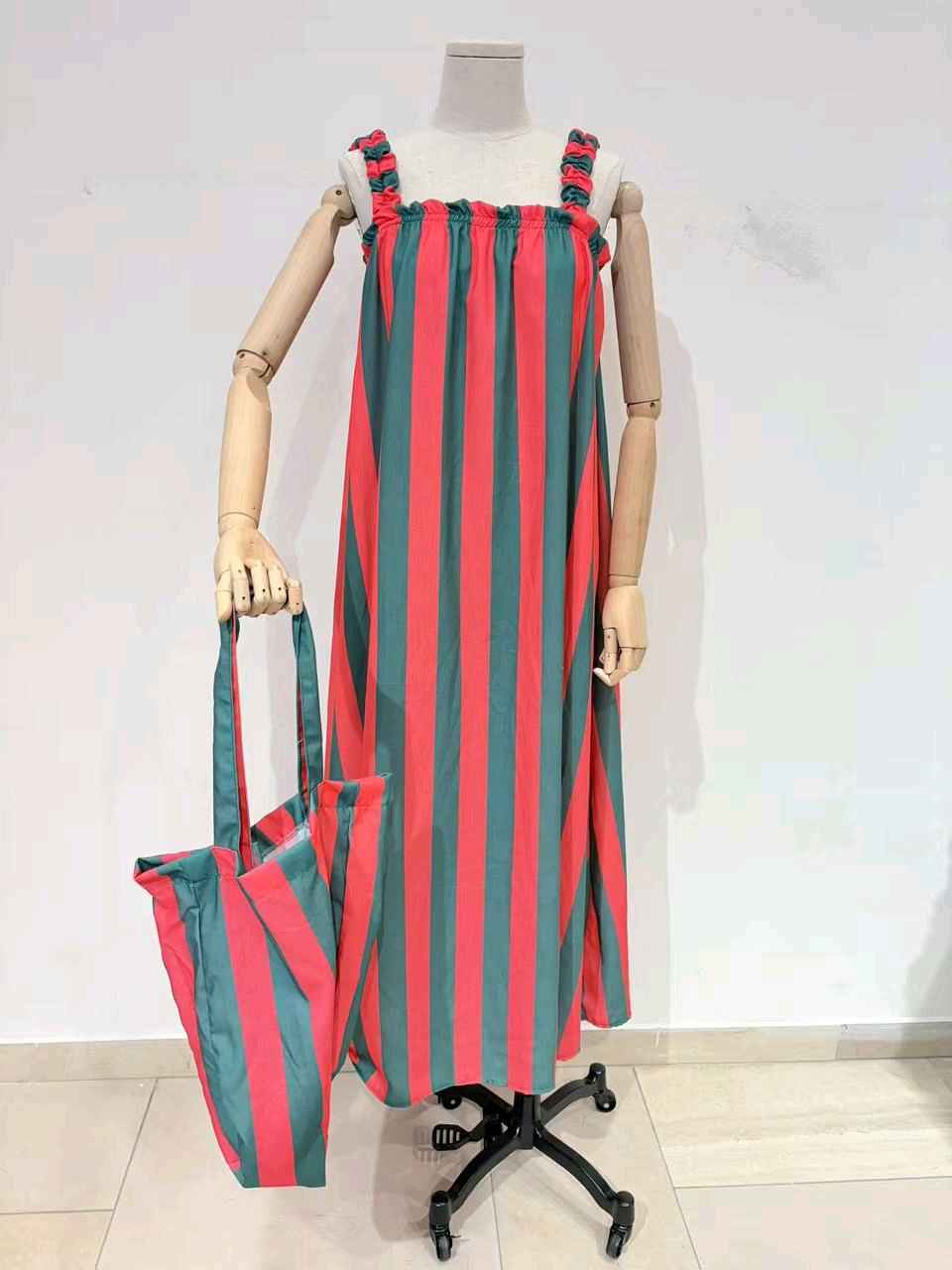 Robe Longue Avec Sac (x6)