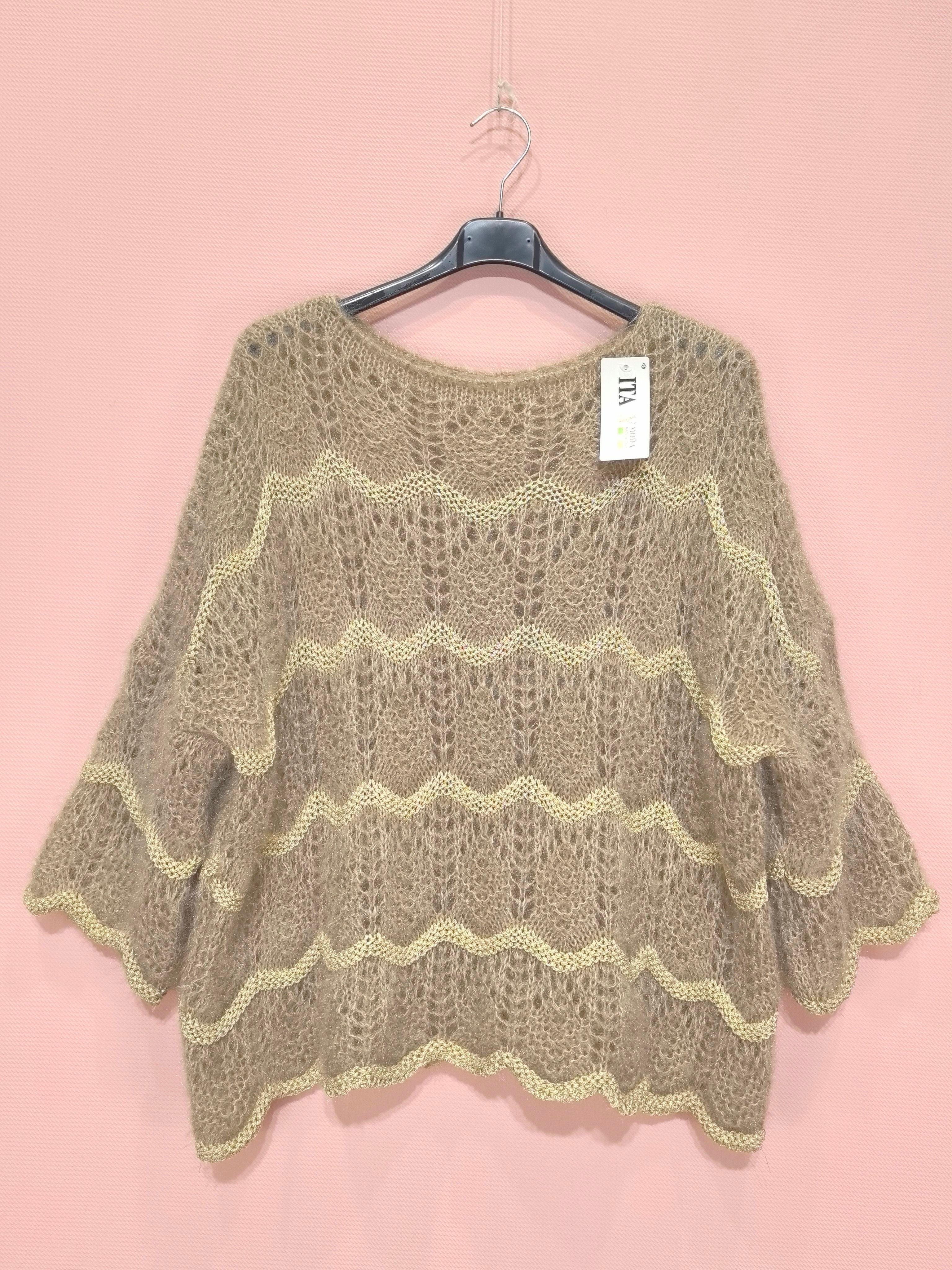 Pull ajouré à volants ondulés (x6)