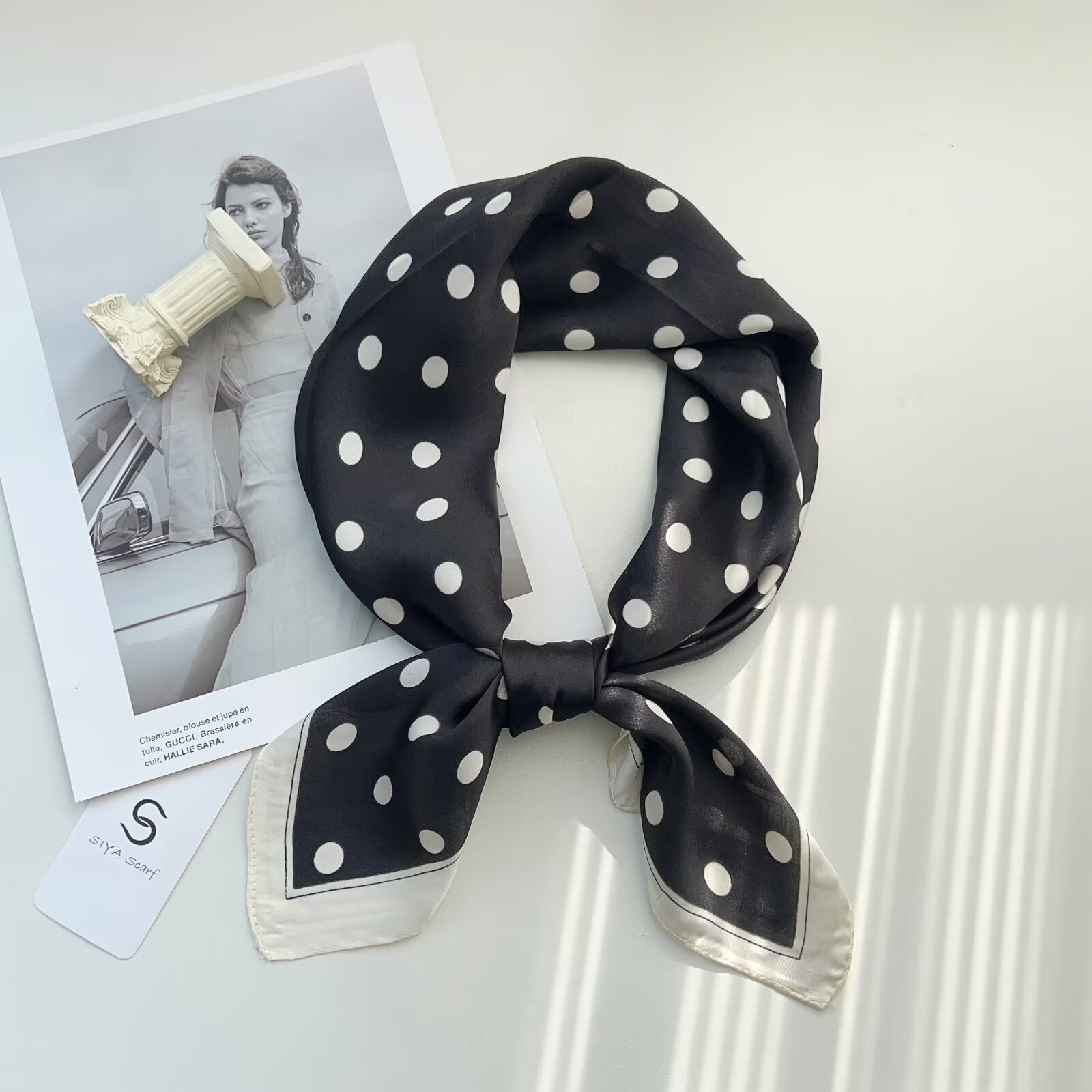 Foulard Carré touche soie 70cmx70cm (x12)#30