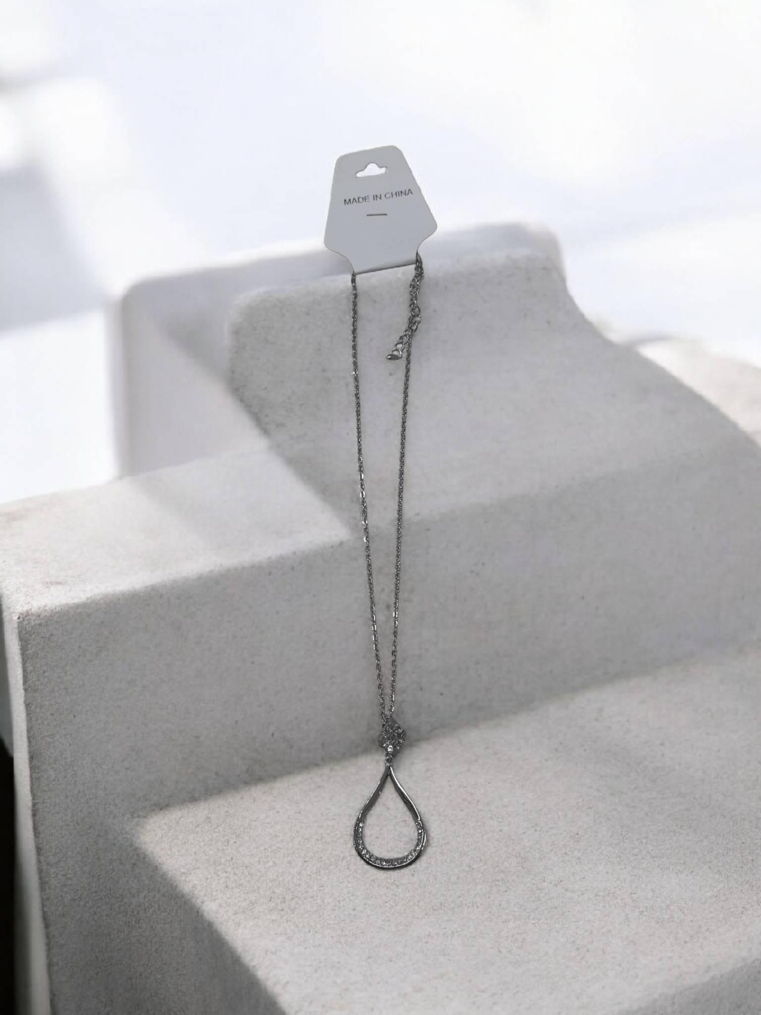 Collier  fantaisie motif mélange(x12)