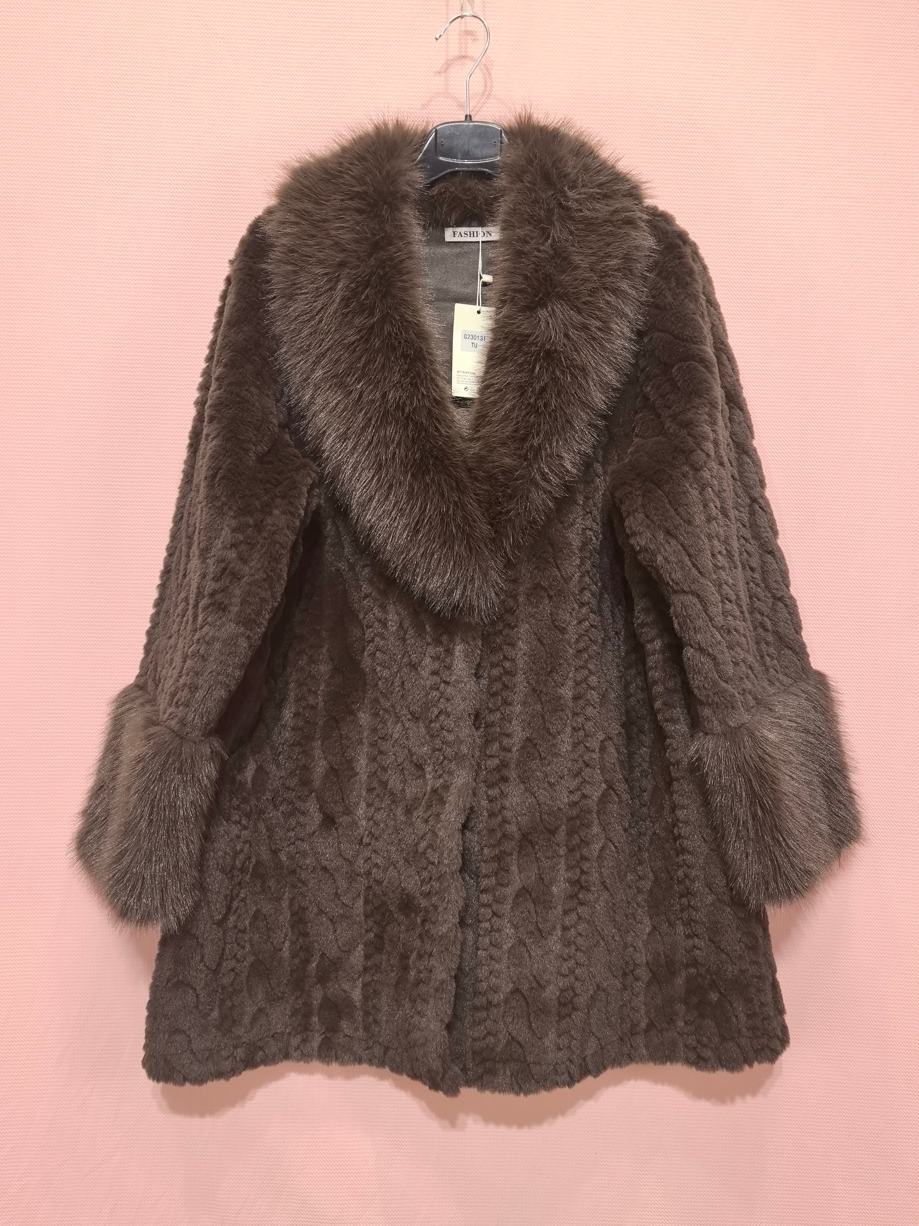 Fourrure Et Intérieur En Daim(x3)