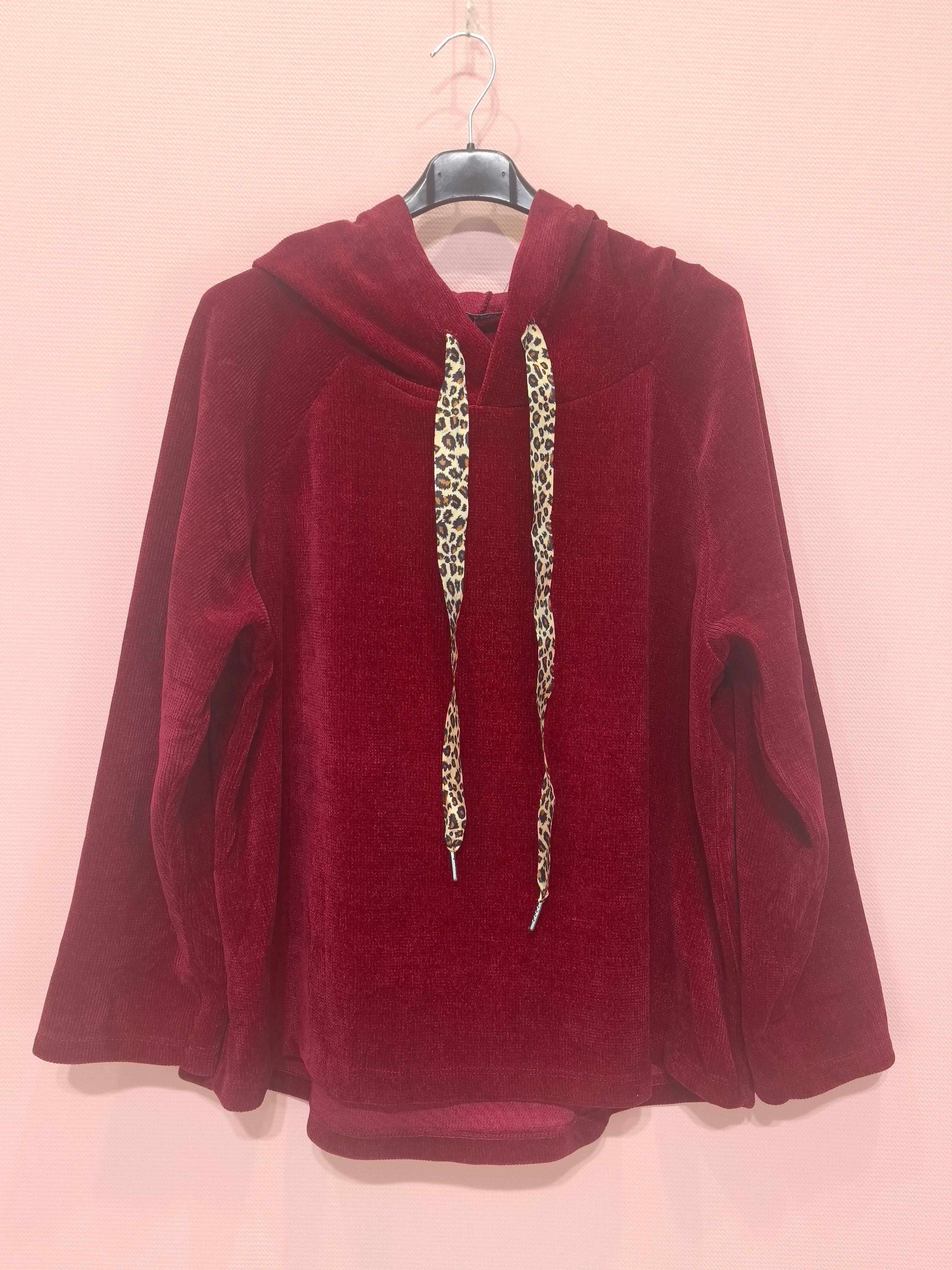 Sweat velours côtelé à capuche (x8)