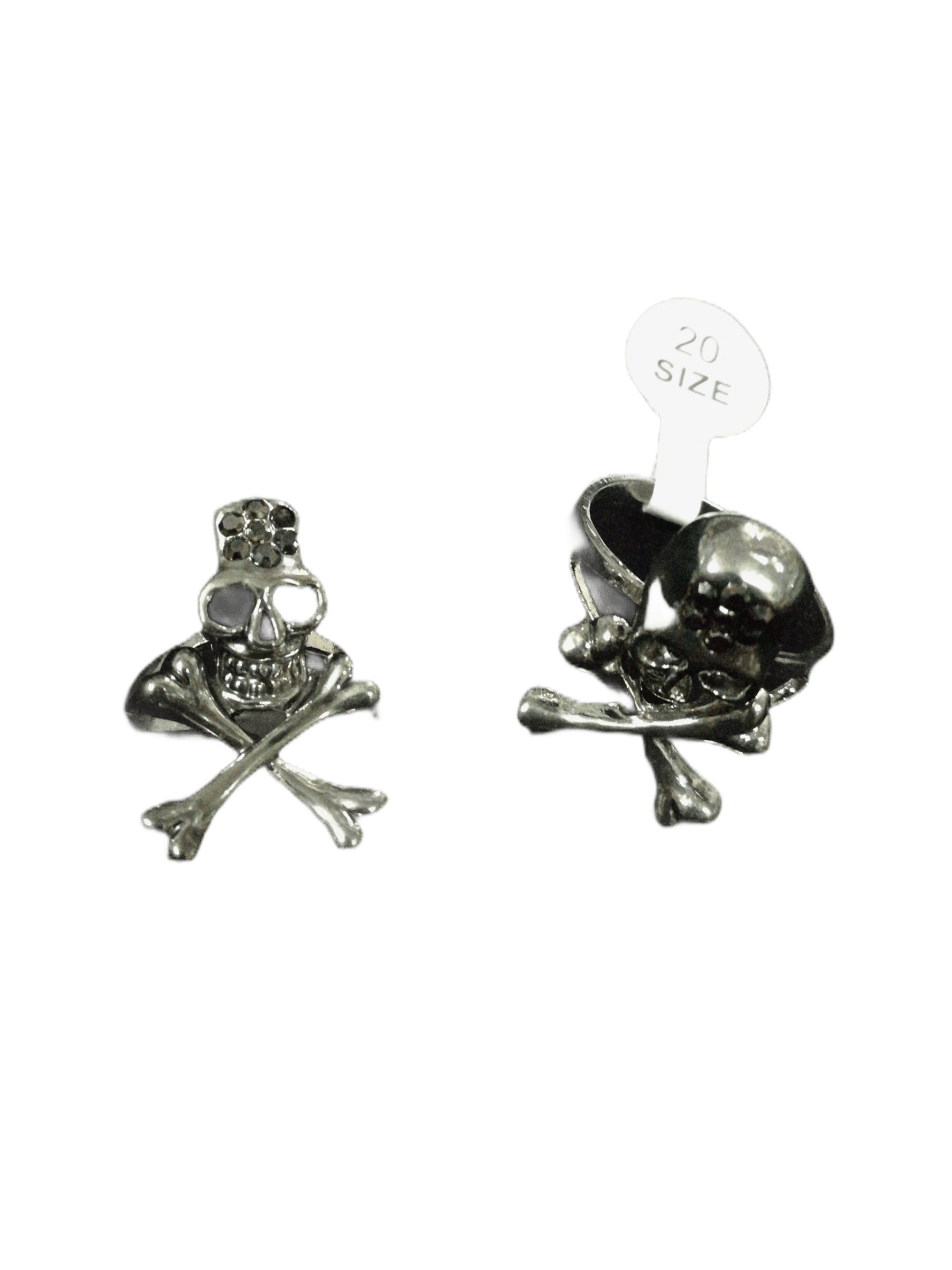 Boîte bagues homme acier inox motif tête de mort (x24)    1,50€/unité | Grossiste-pro