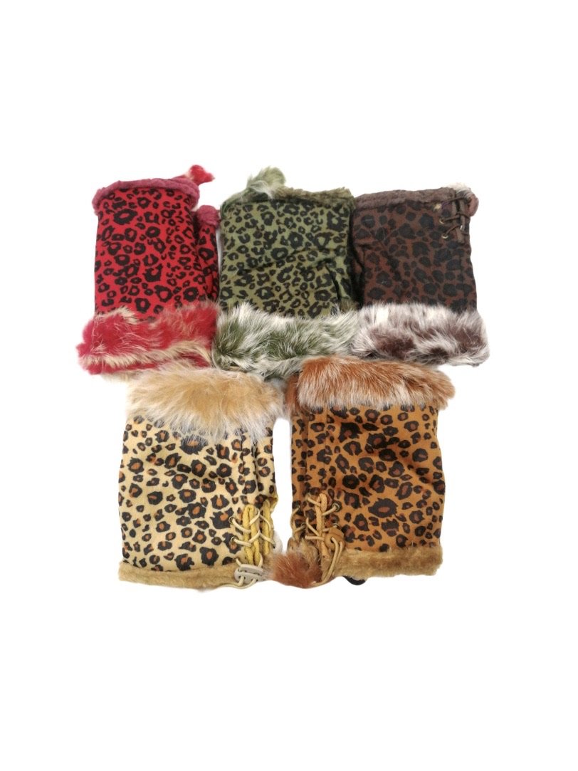 Mitaines gants motif léopard fausse fourrure (x12) 2,50€/paire | Grossiste-pro